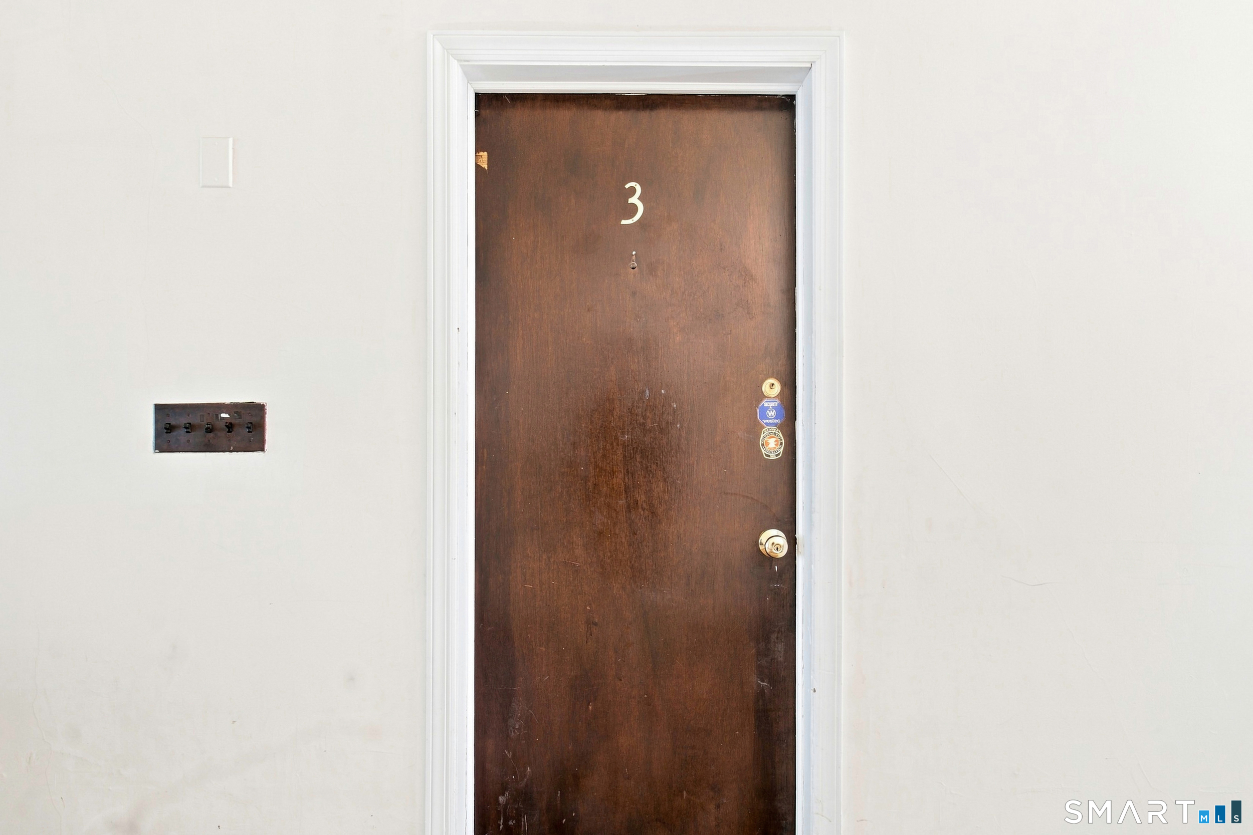 218 Flax Hill Road Unit: 3