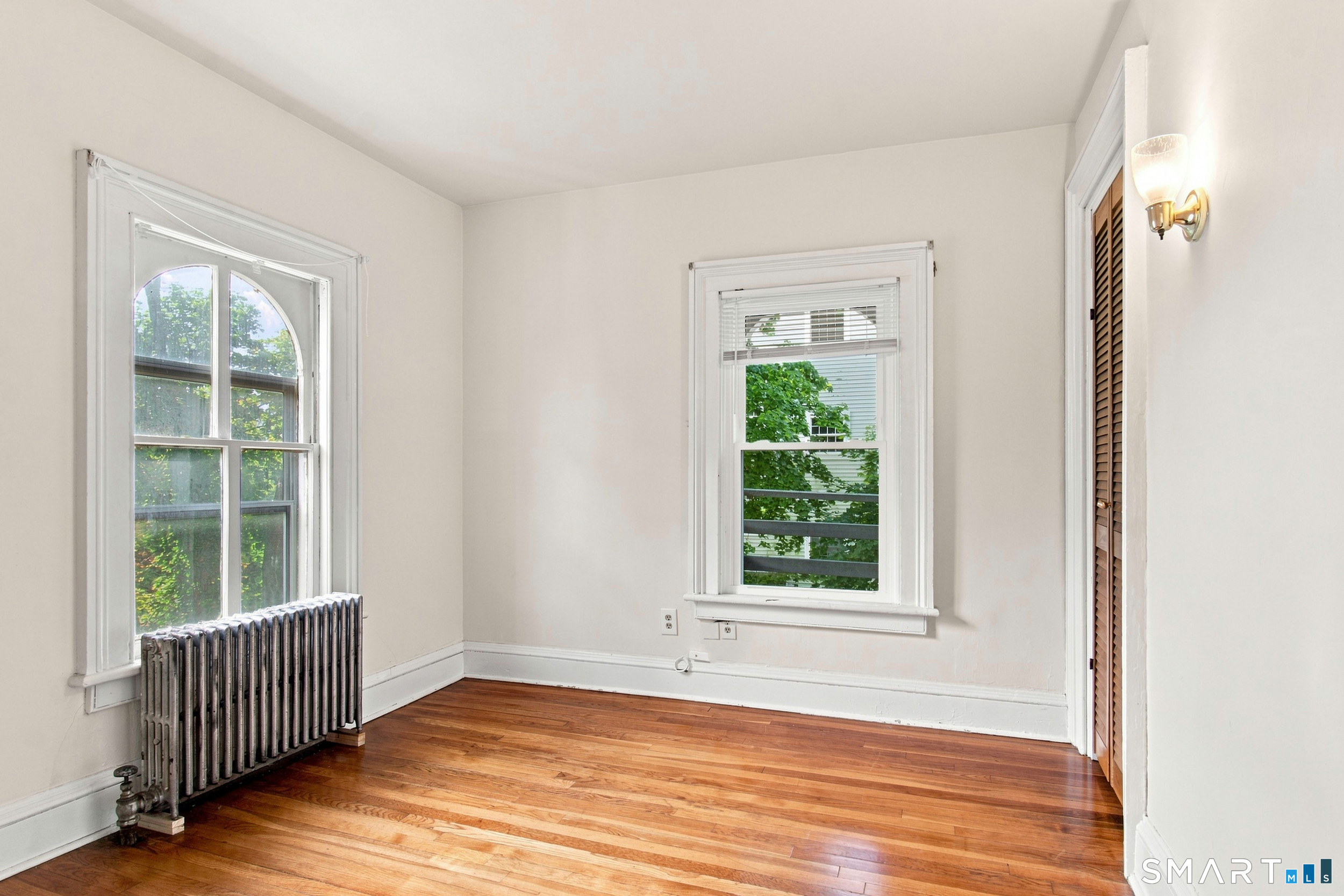 218 Flax Hill Road Unit: 6