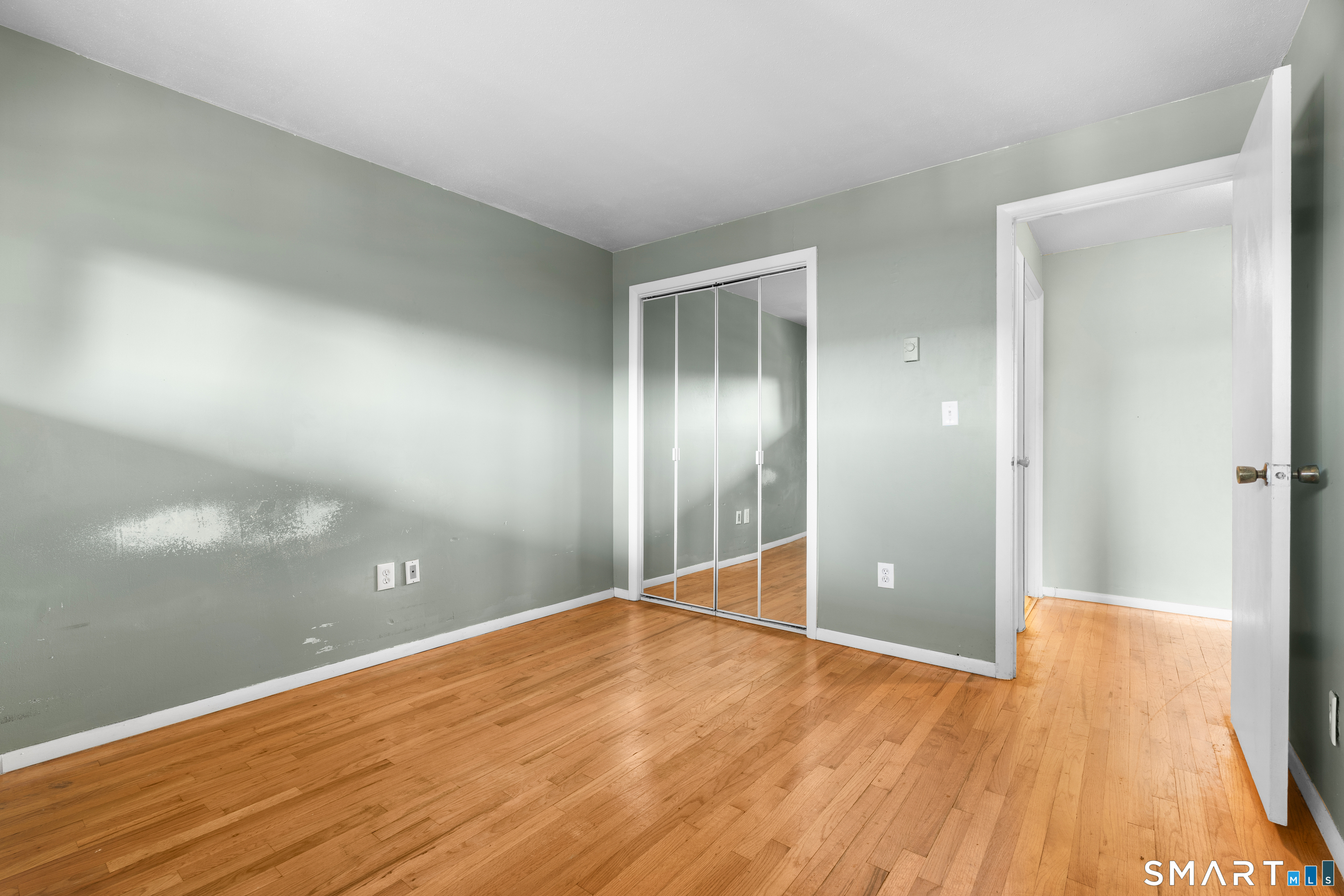 275 West Walk Unit: 275