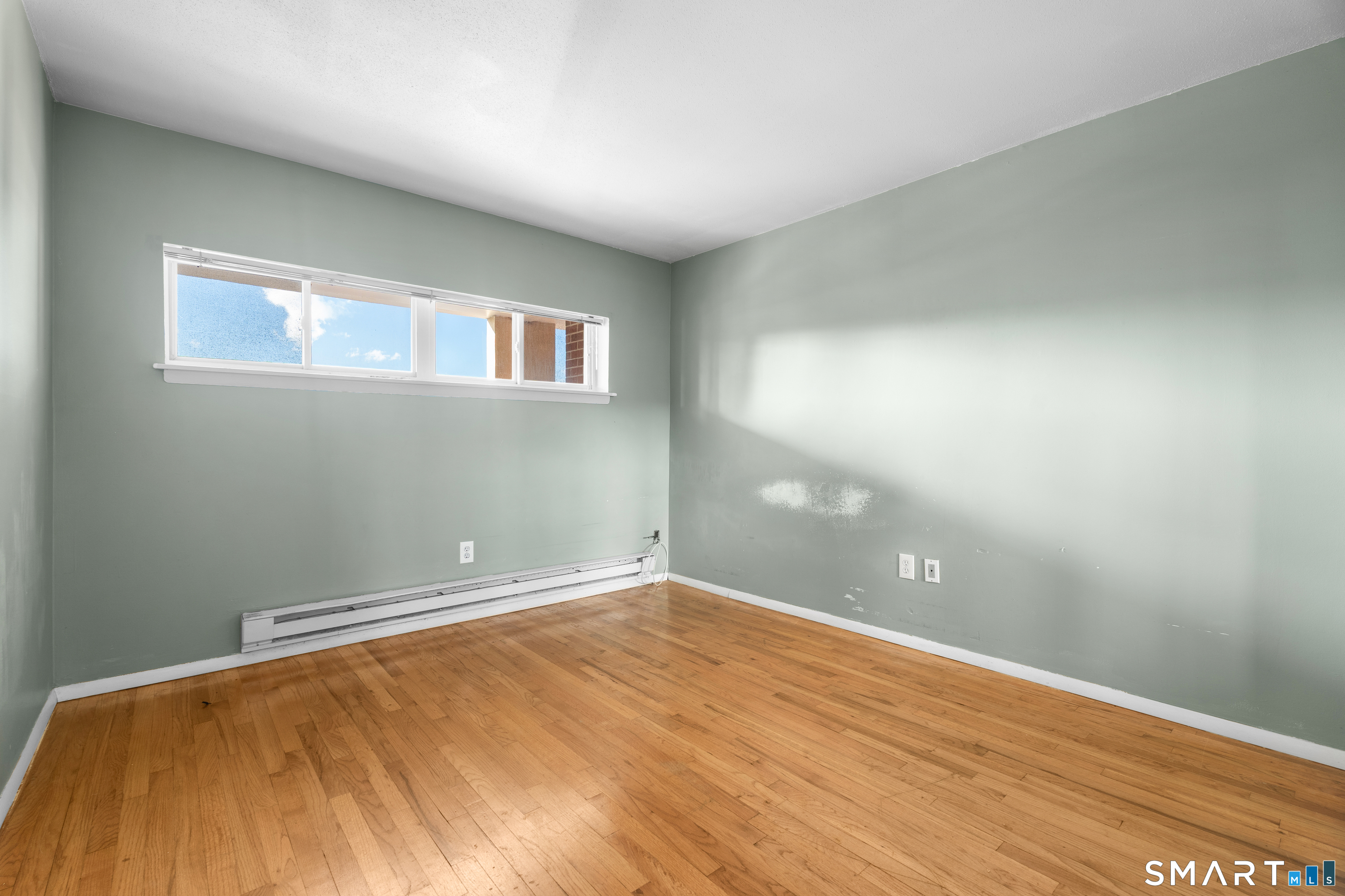 275 West Walk Unit: 275