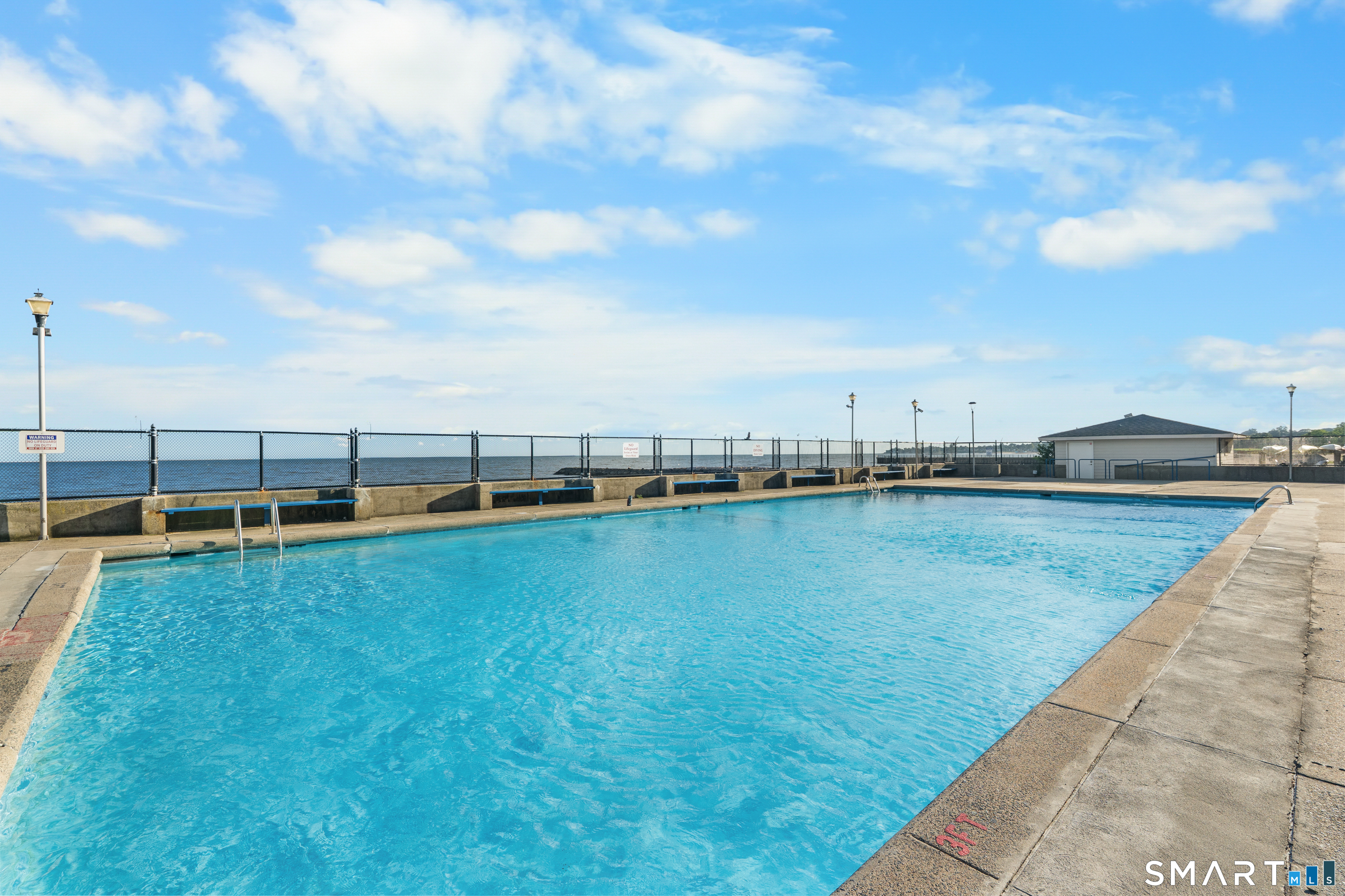 275 West Walk Unit: 275