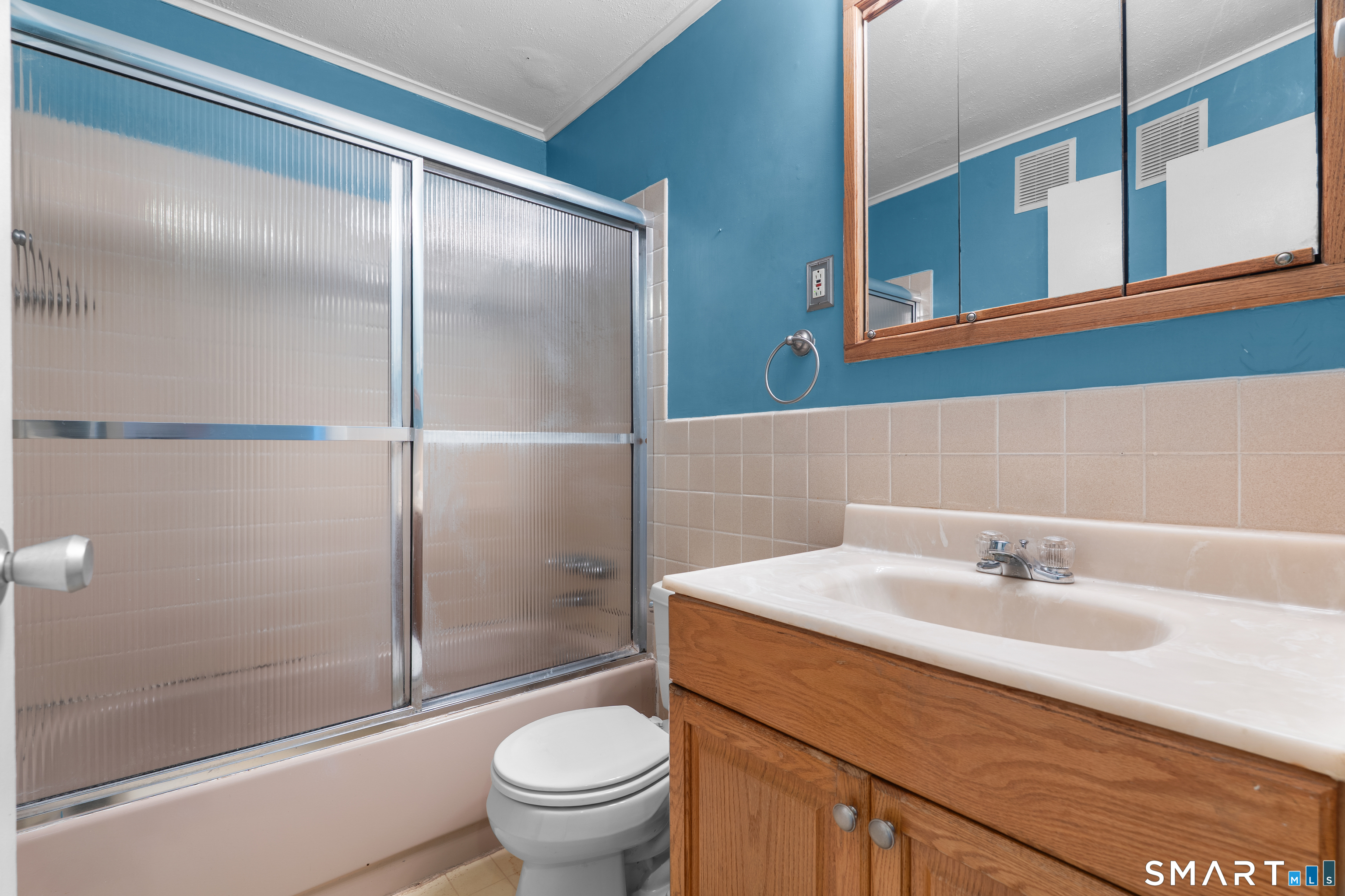275 West Walk Unit: 275