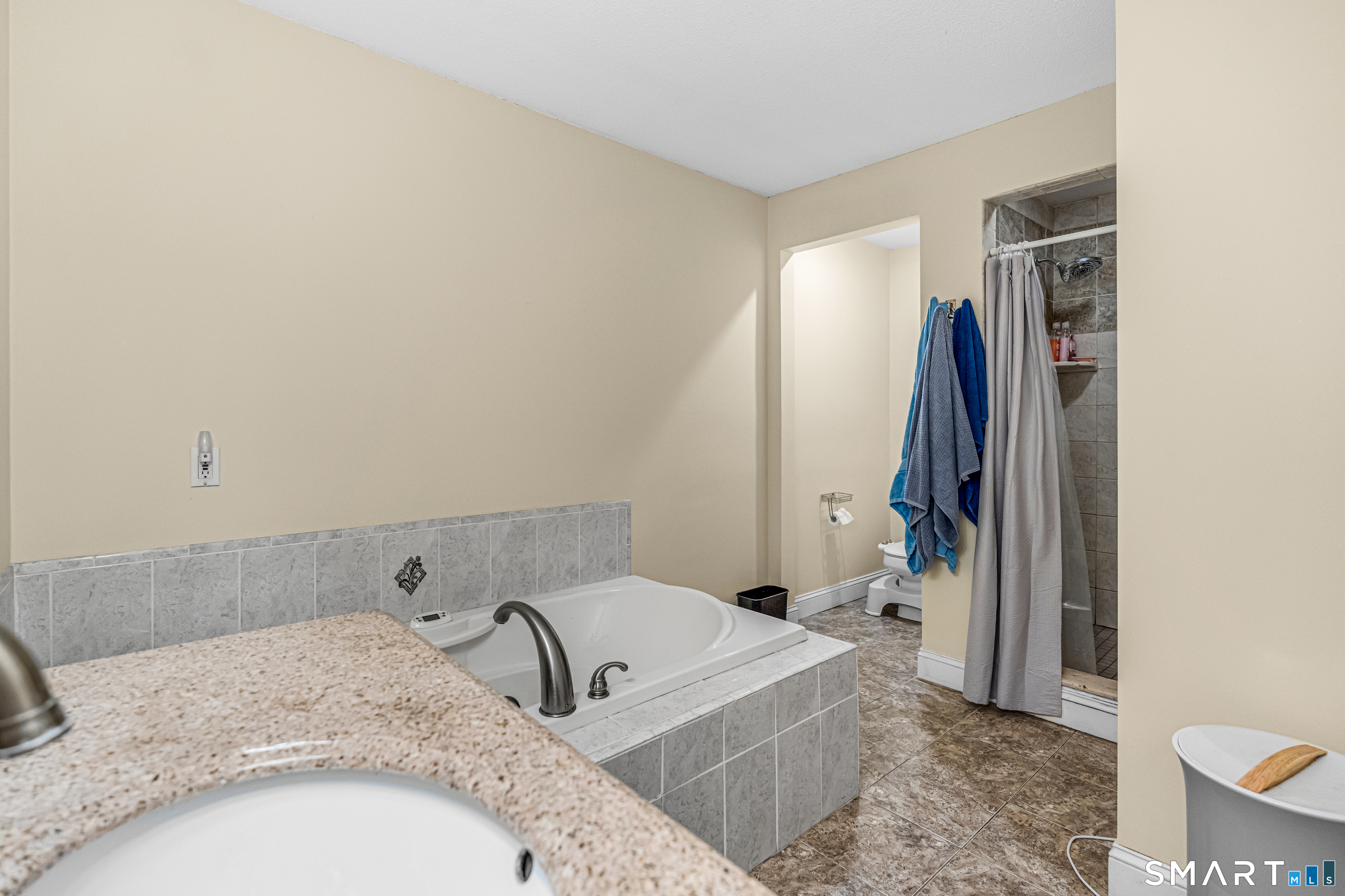 75 Staffordshire Commons Drive Unit: 75