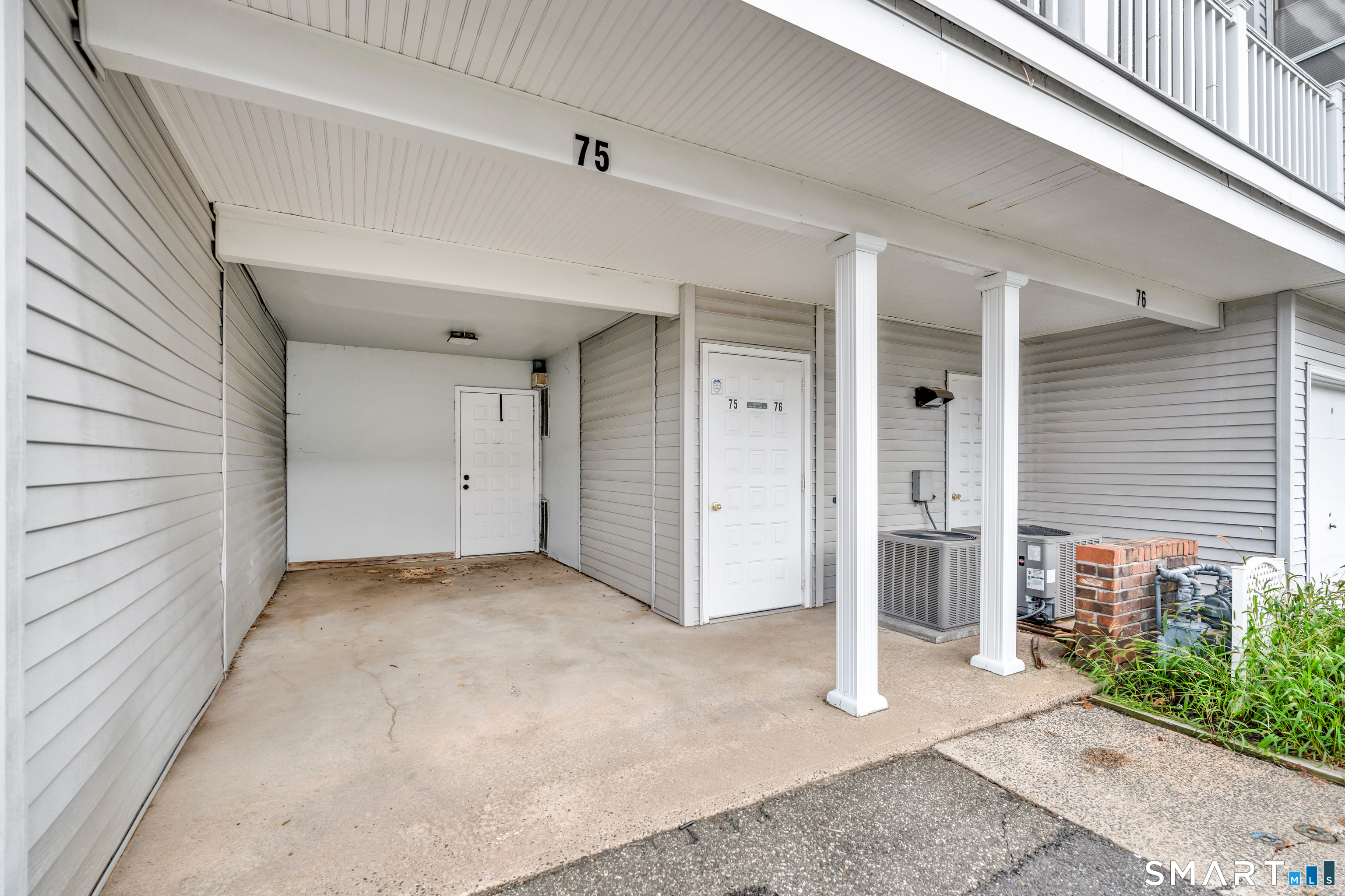 75 Staffordshire Commons Drive Unit: 75