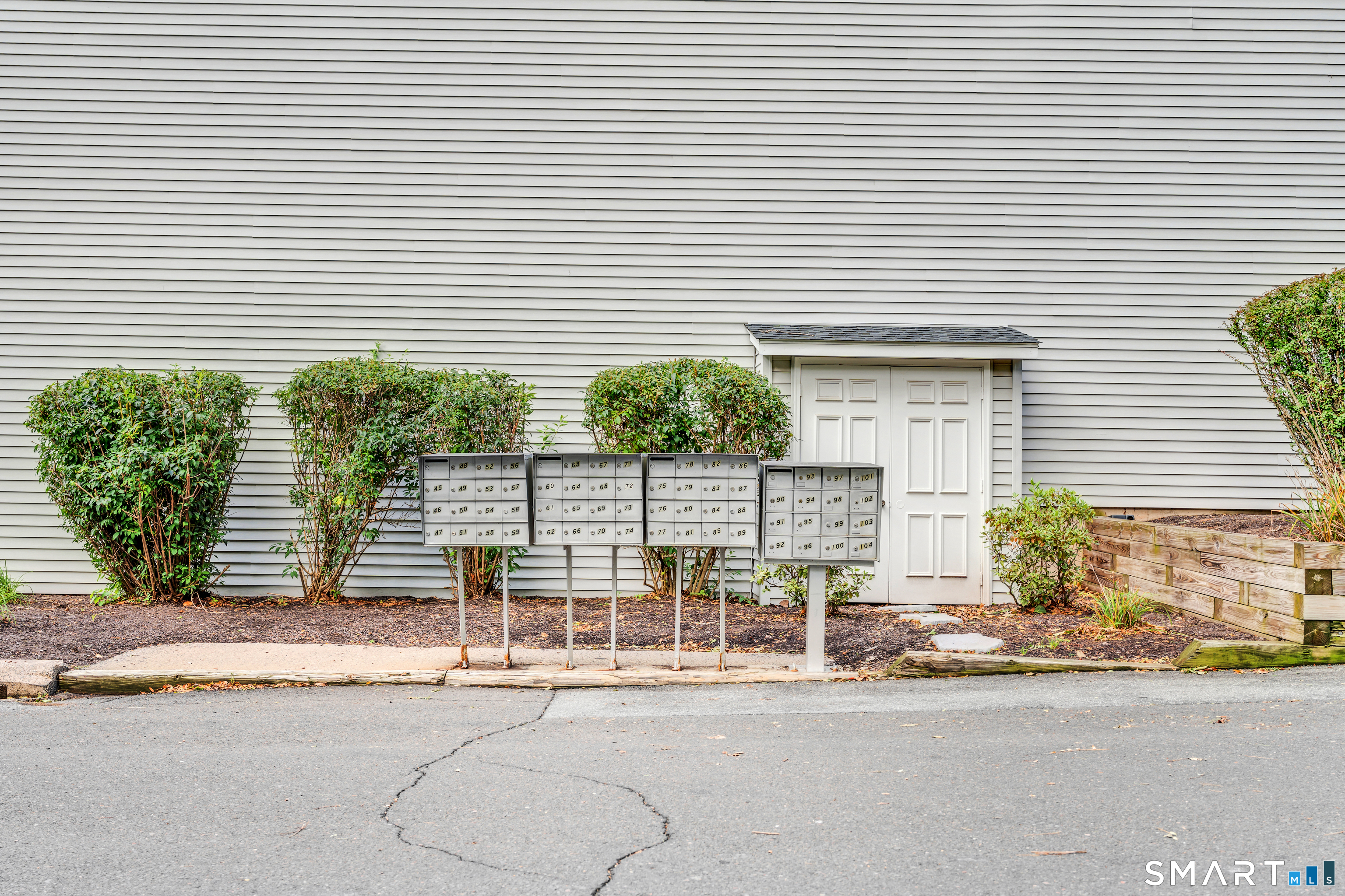 75 Staffordshire Commons Drive Unit: 75