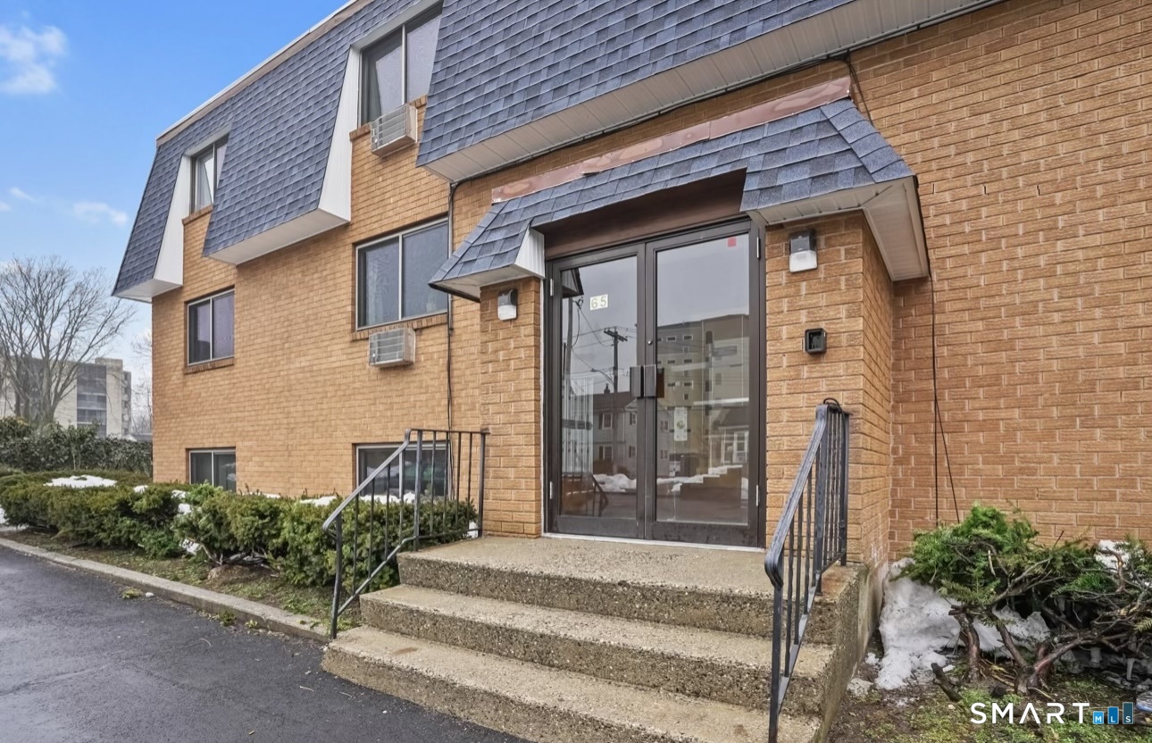 65 California Street Unit: 4