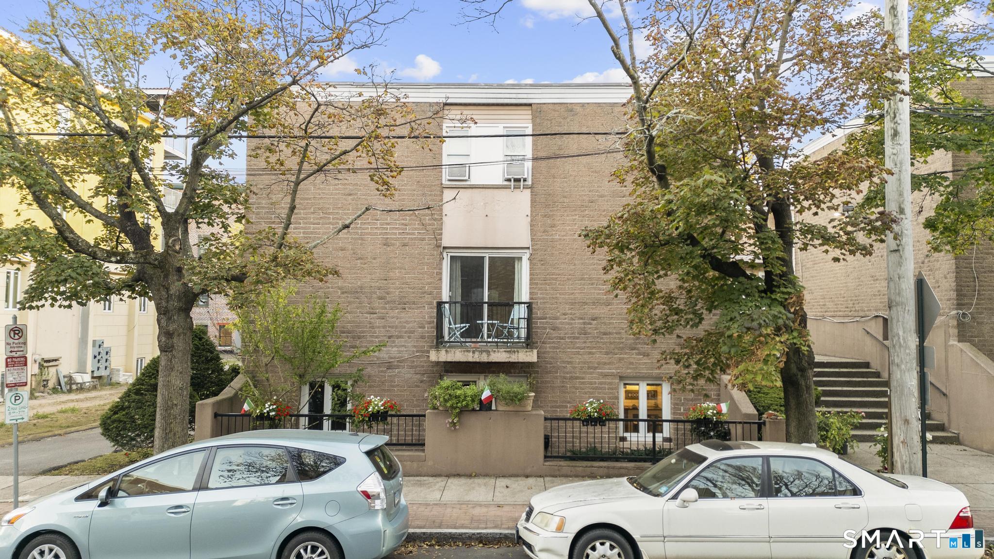 120 Wooster Street Unit: B