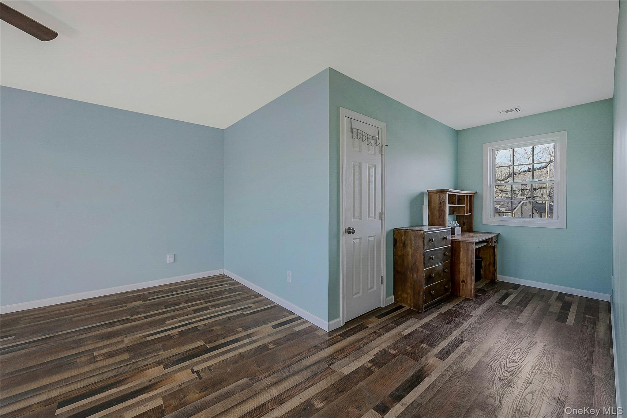1727 Main Road