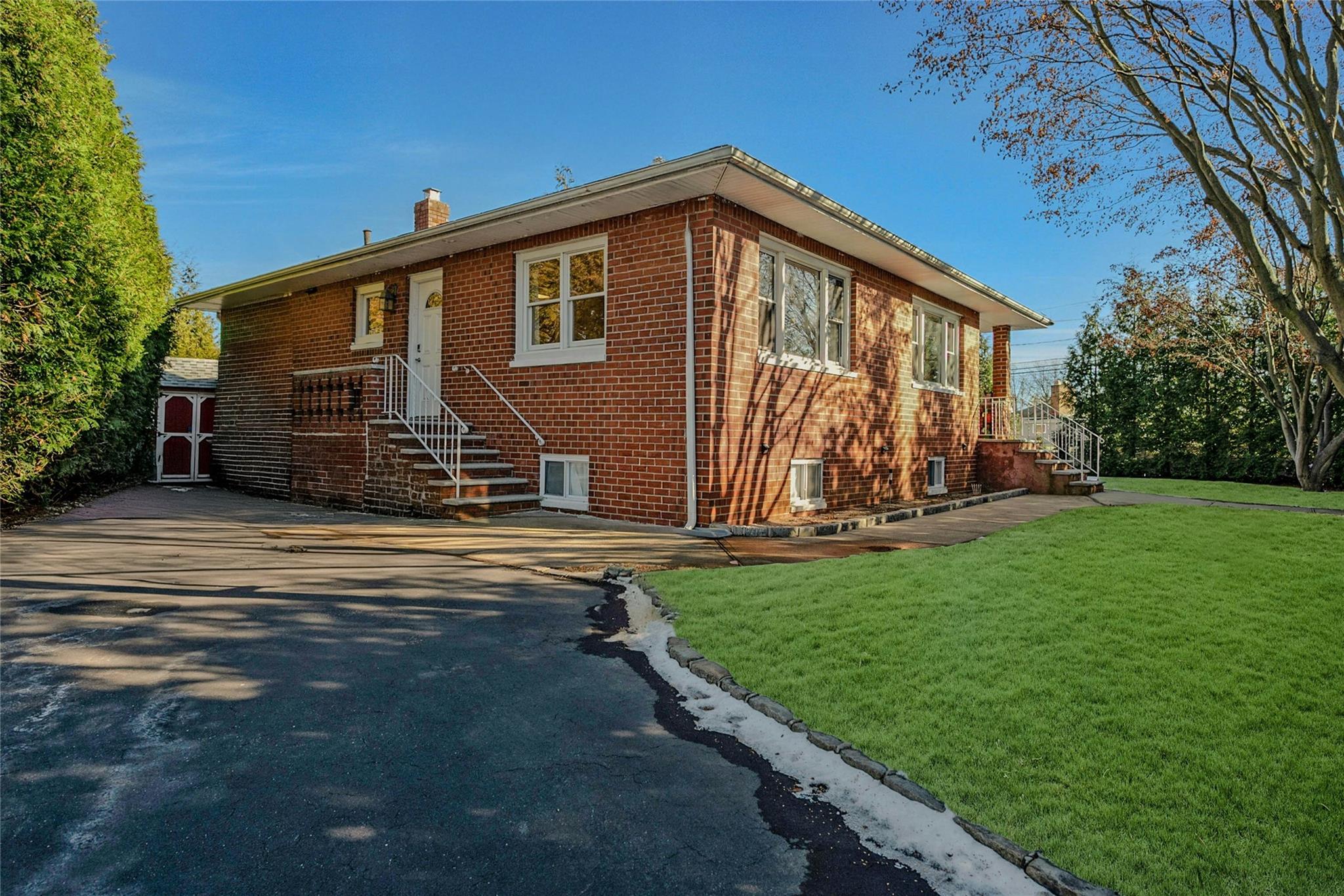 85 Hubbards Path