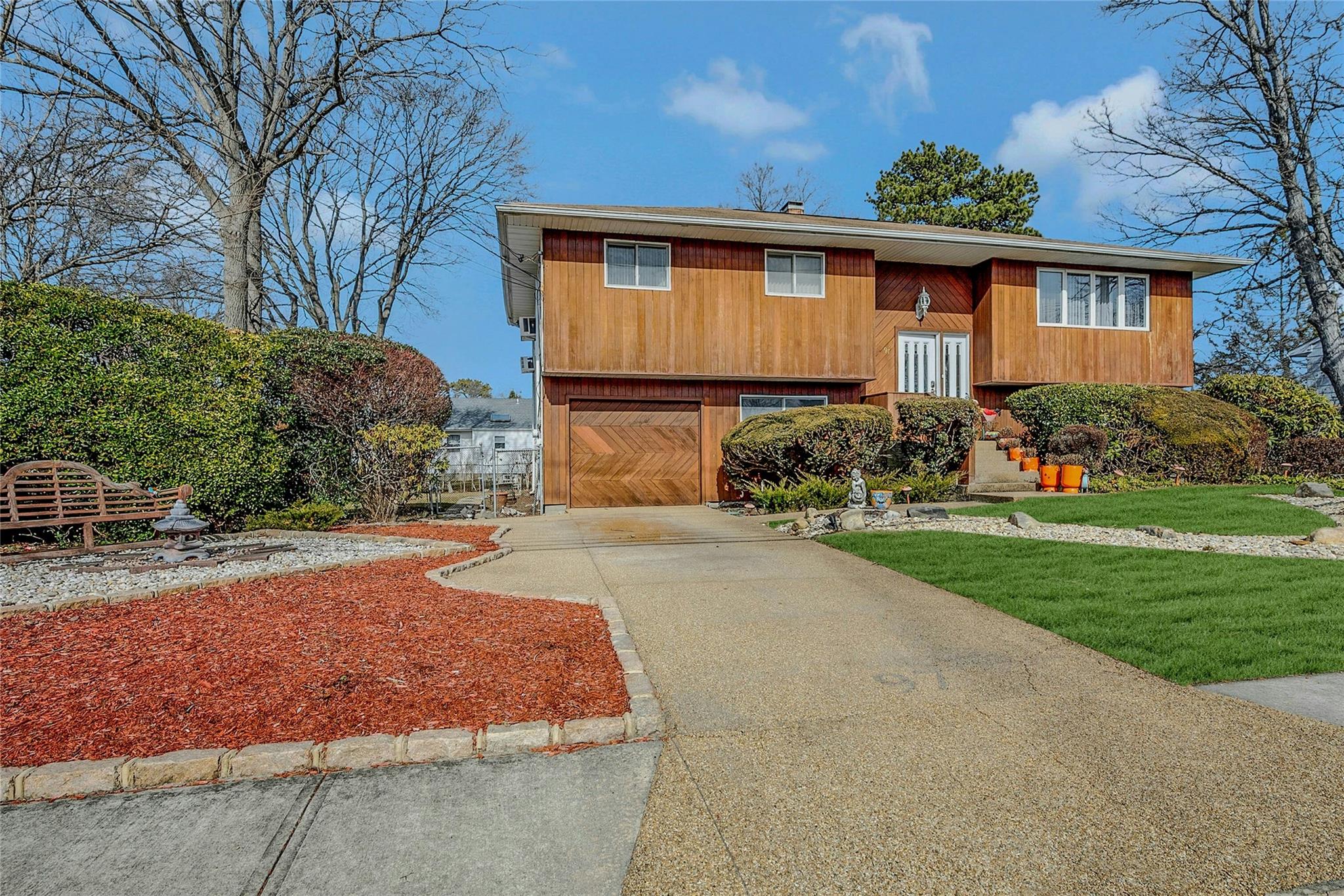 97 Sammis Avenue