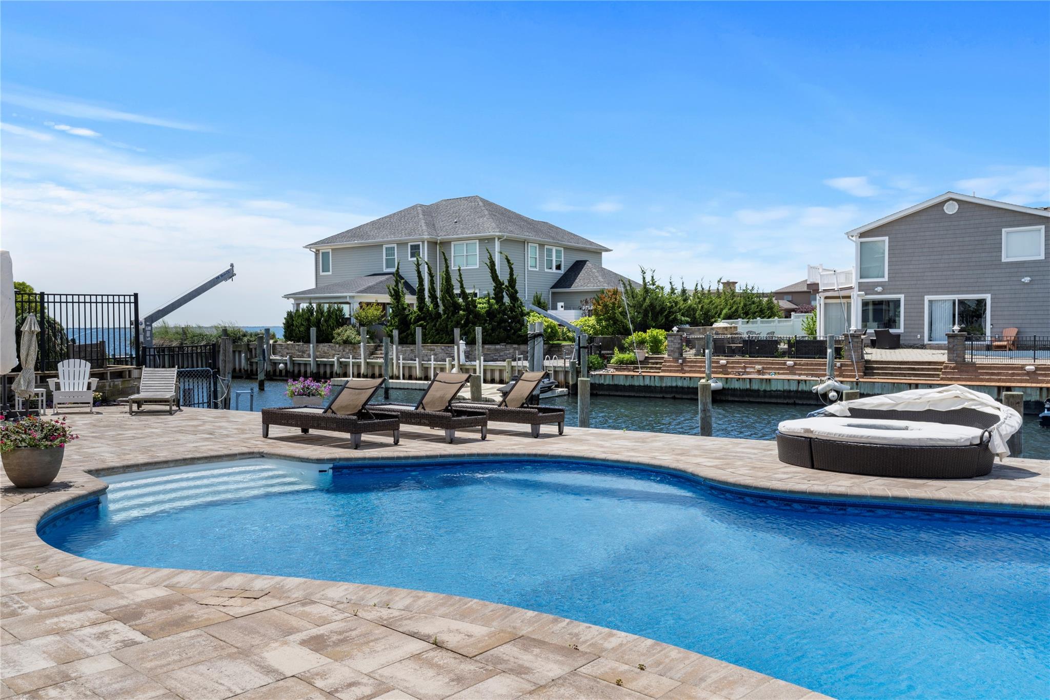 22 Viking Drive