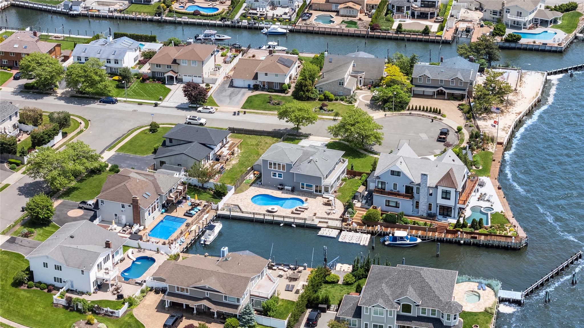 22 Viking Drive