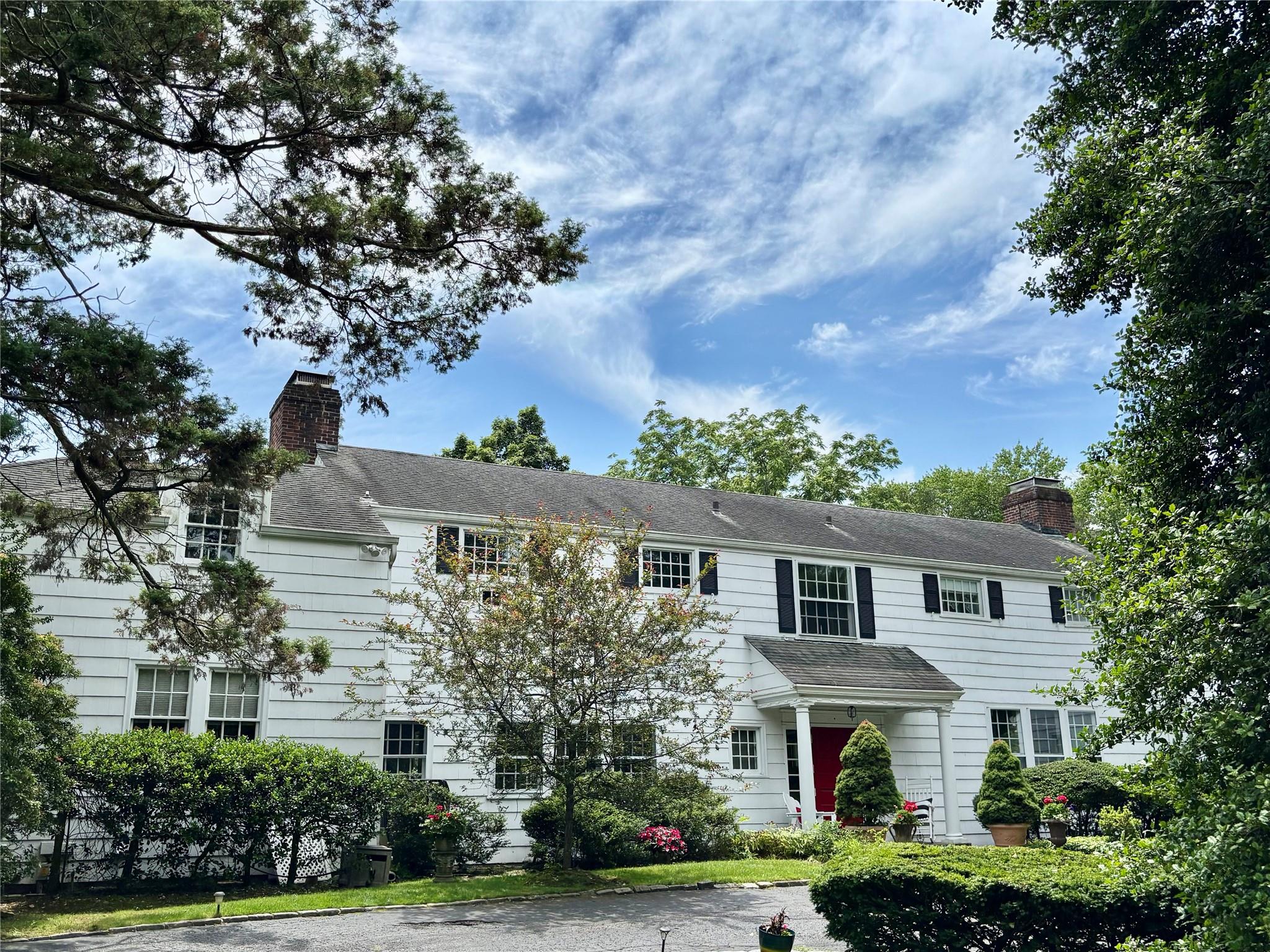 12 W Mall Drive