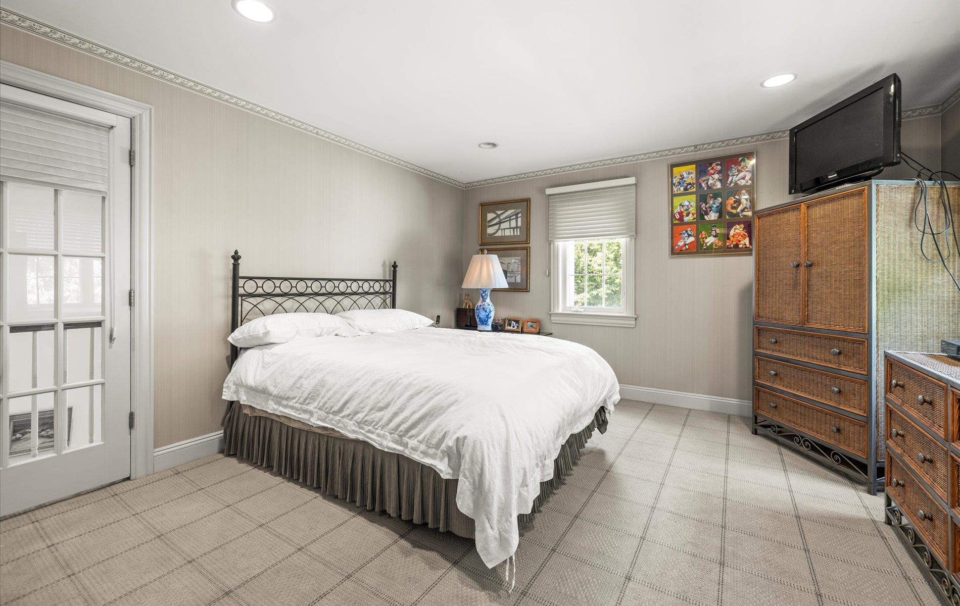 5 Hickory Court