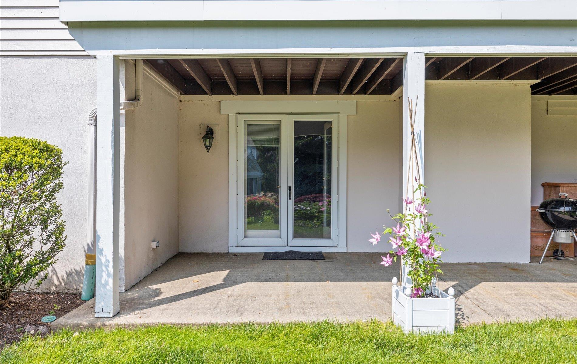 5 Hickory Court
