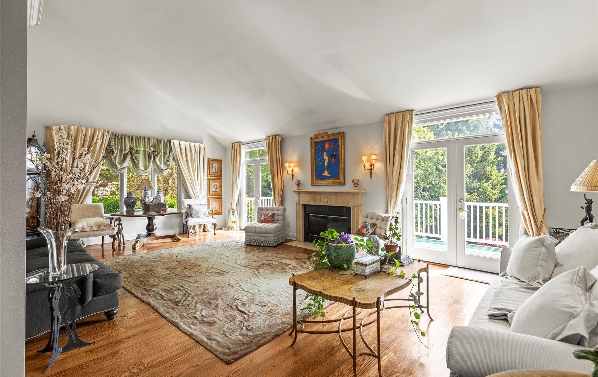 5 Hickory Court