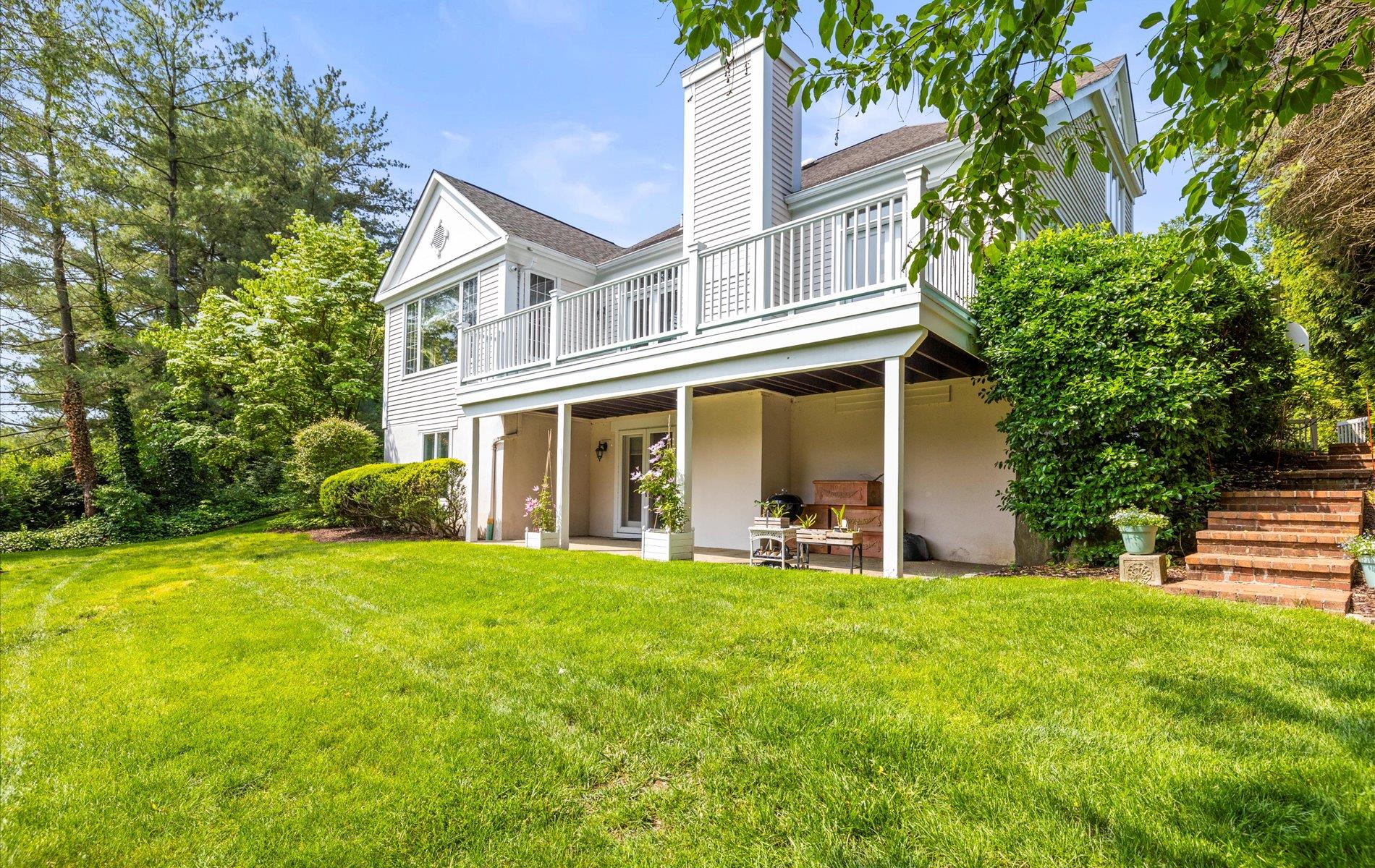 5 Hickory Court