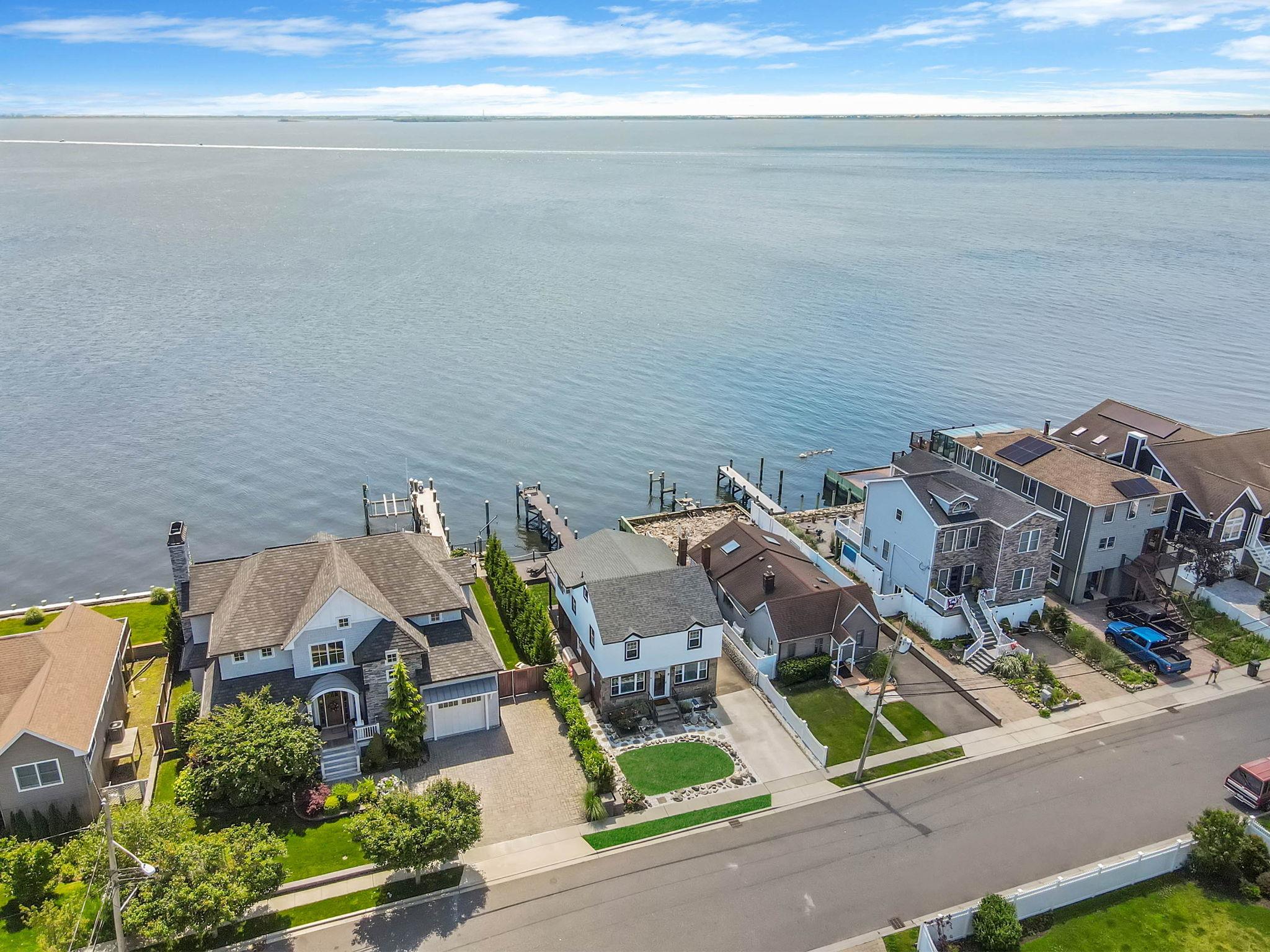 87 E Shore Drive