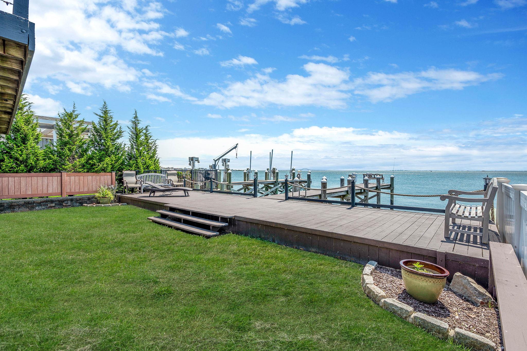 87 E Shore Drive