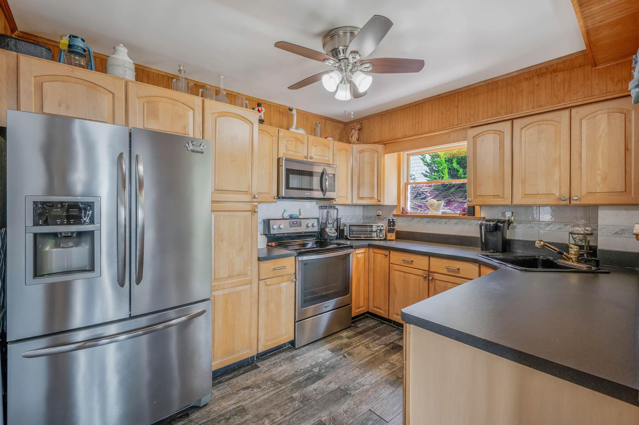 87 E Shore Drive