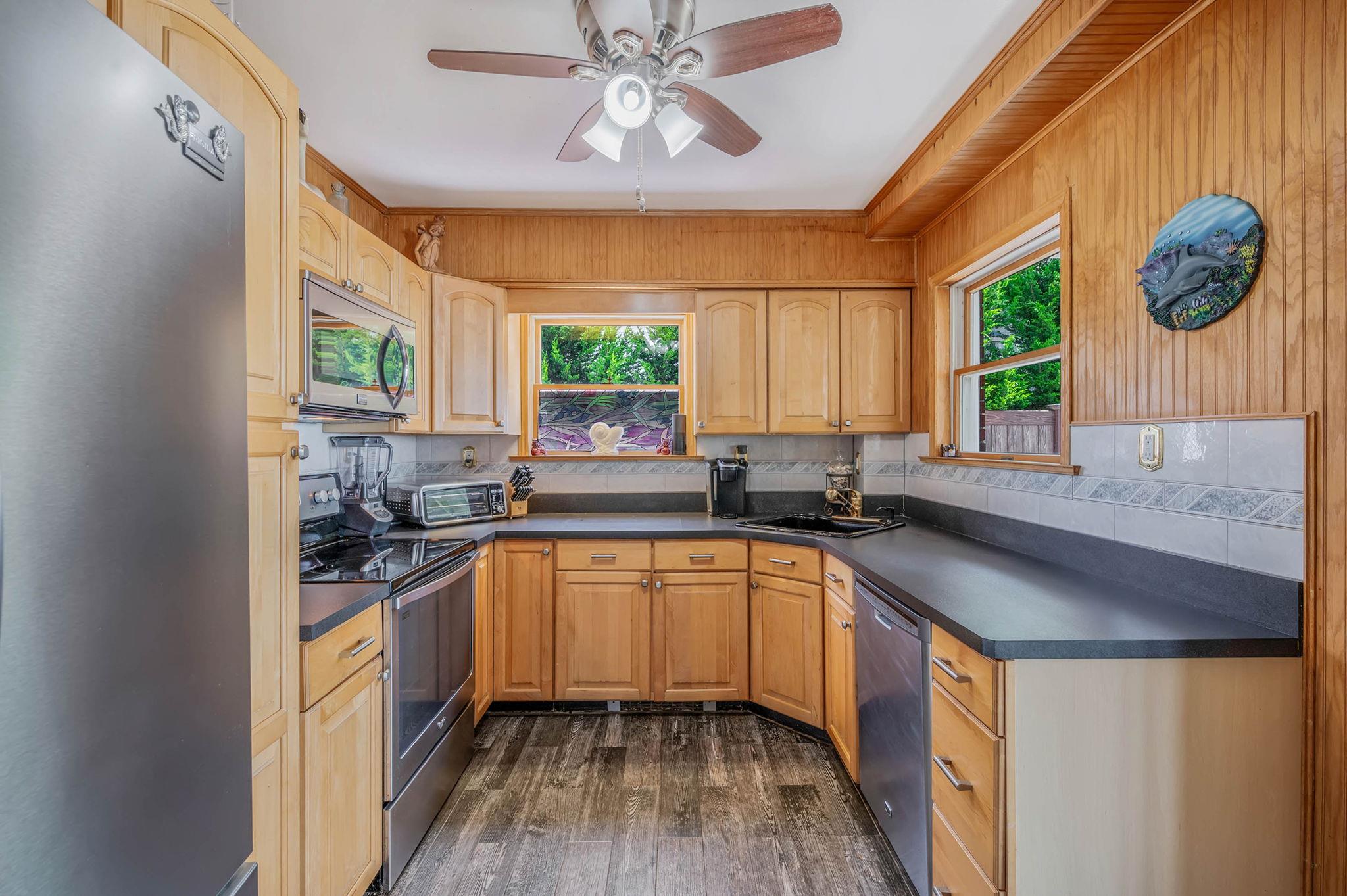 87 E Shore Drive