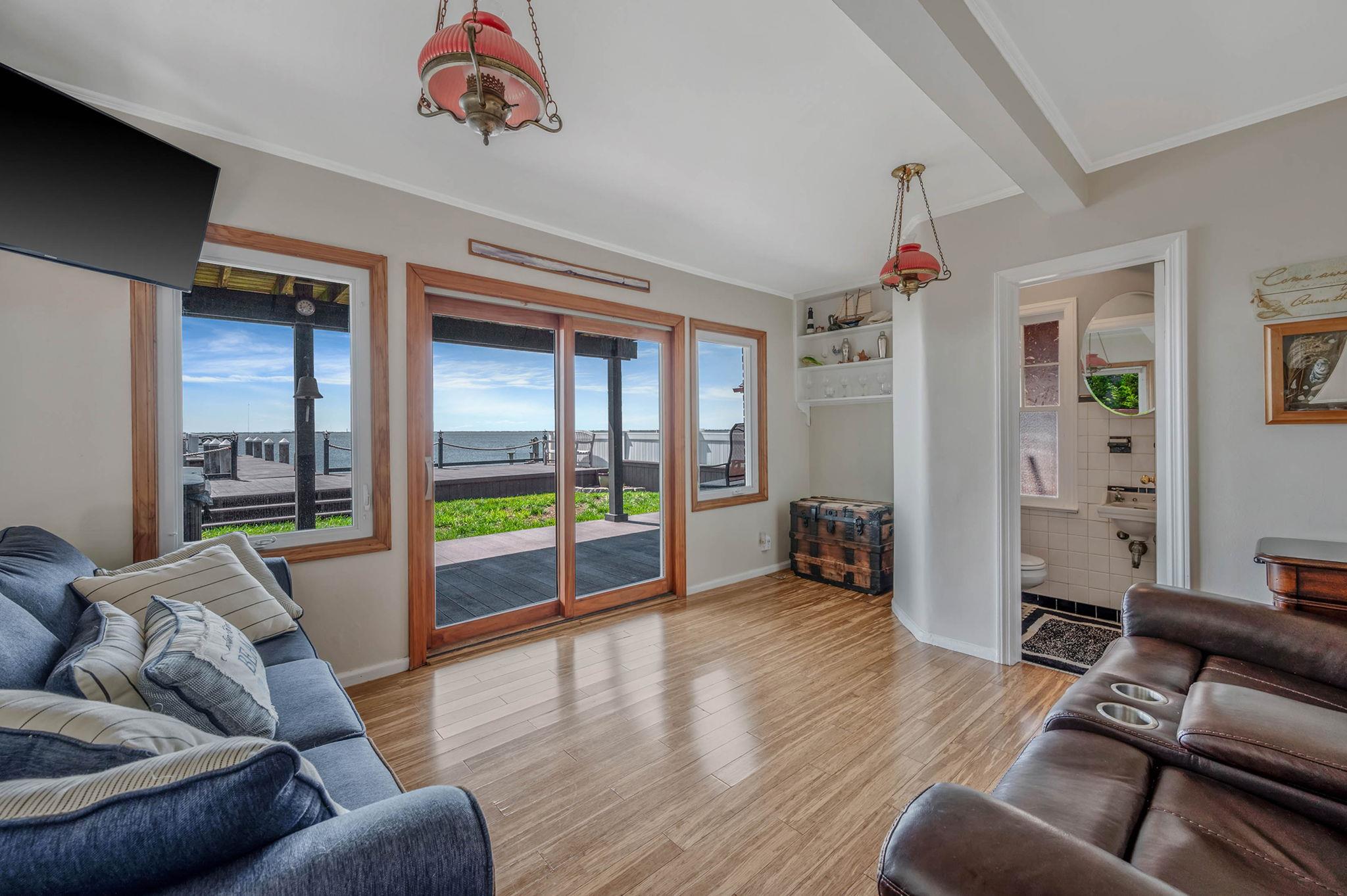 87 E Shore Drive