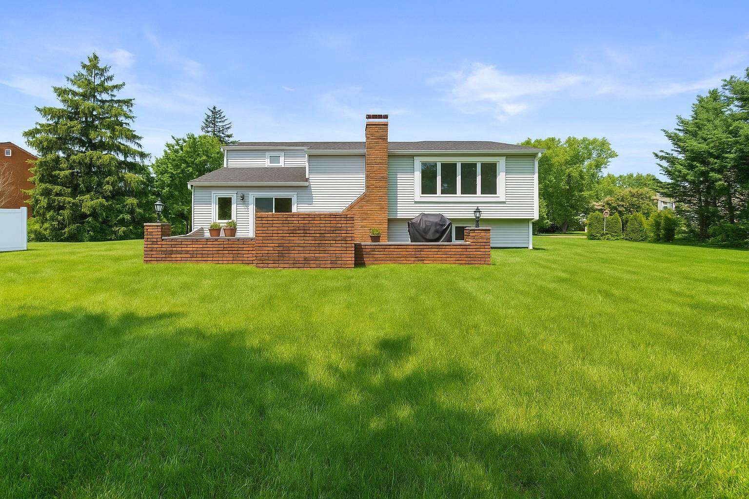 61 Sherwood Court