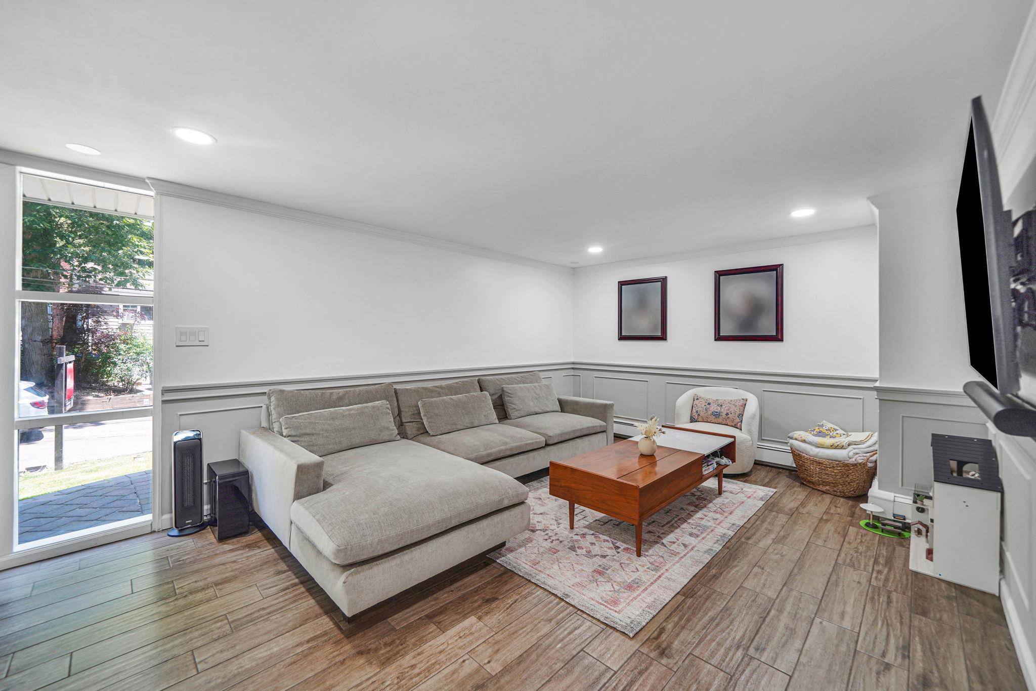 57 Oakdale Road