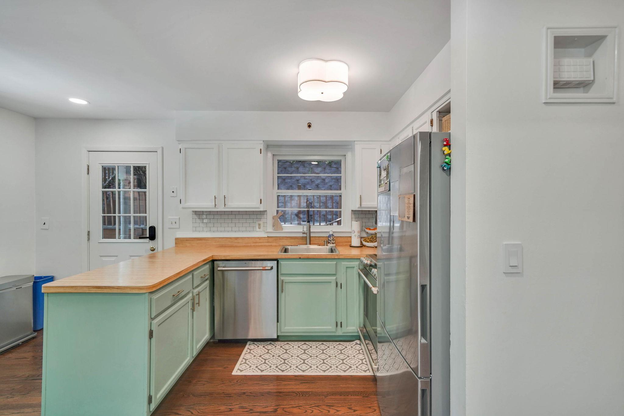 57 Oakdale Road