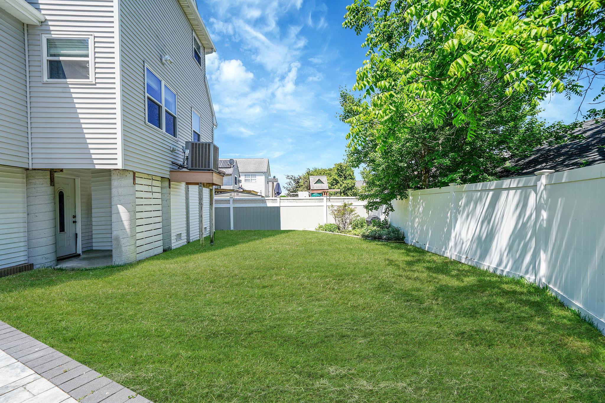 43 E Jackson Avenue