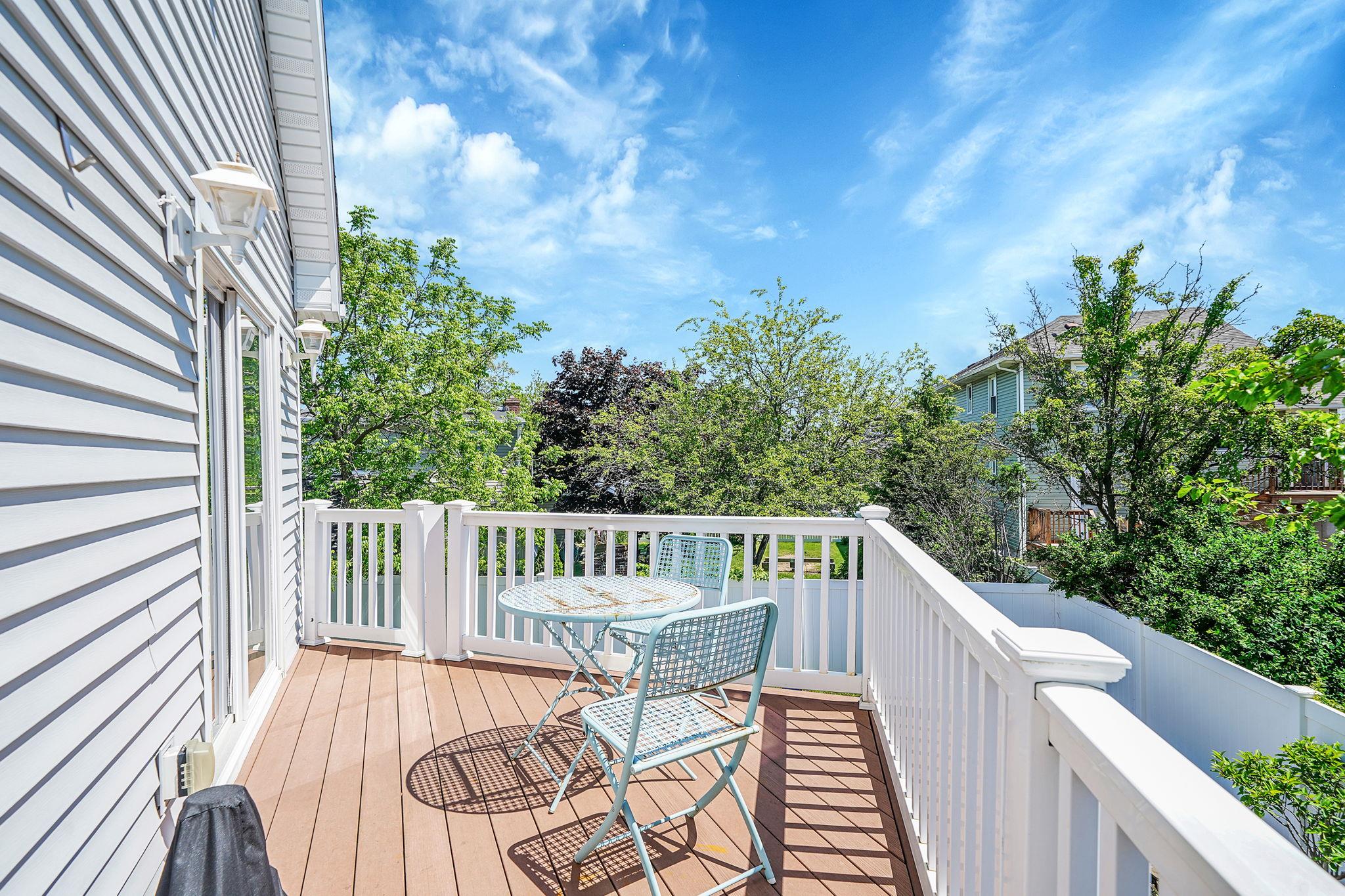 43 E Jackson Avenue