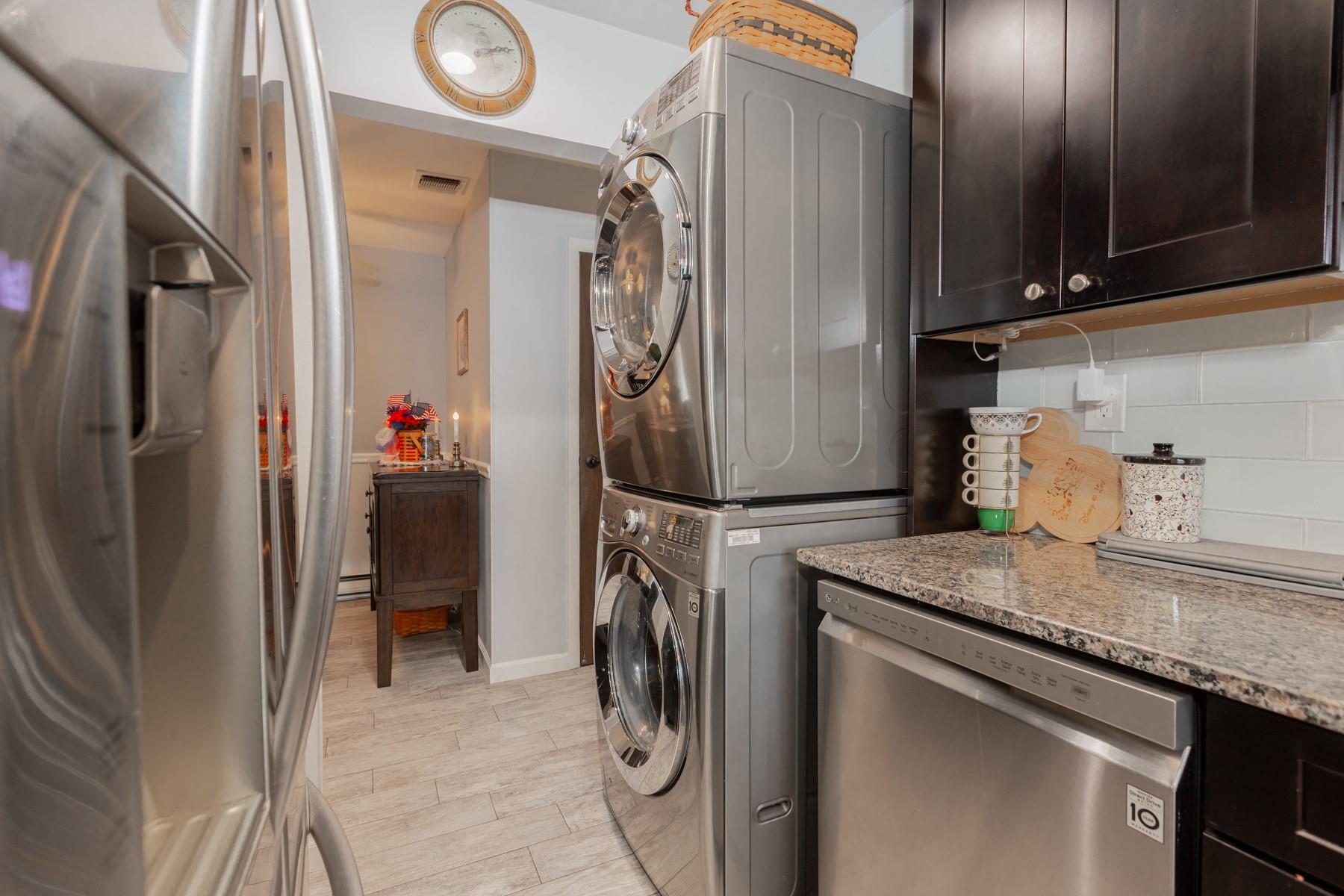 605 Cabot Court E Unit: 605