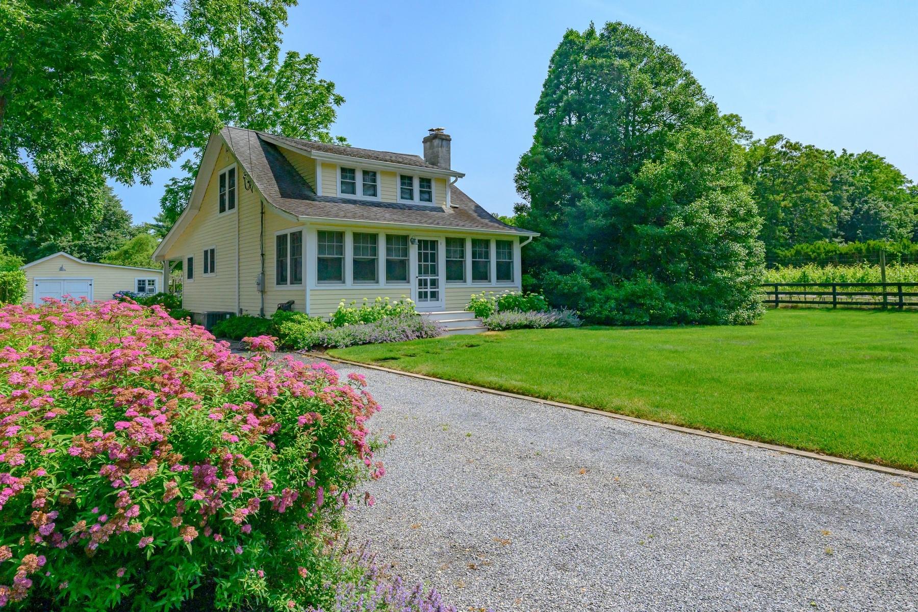 9780 Old Sound Avenue