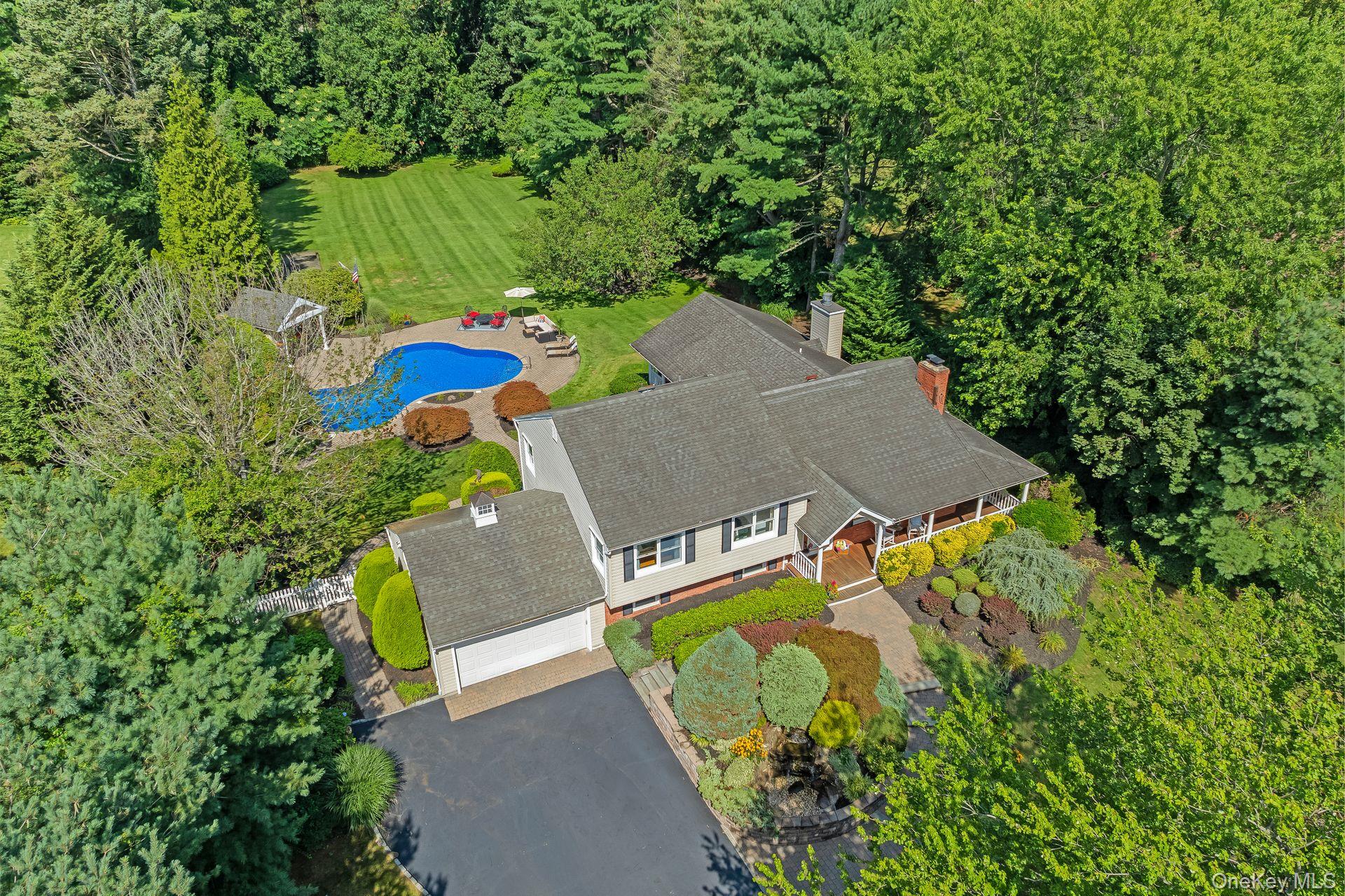 37 Salem Ridge Drive