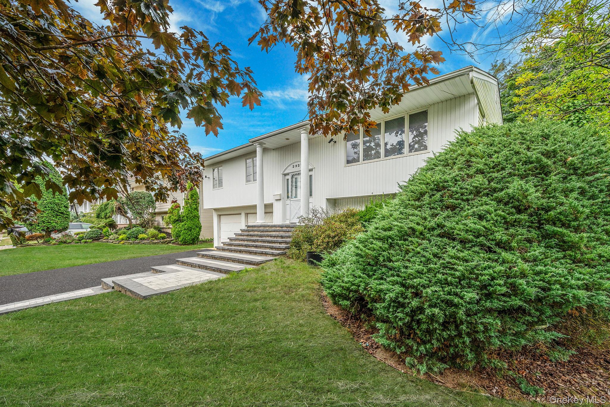 2922 Bond Drive