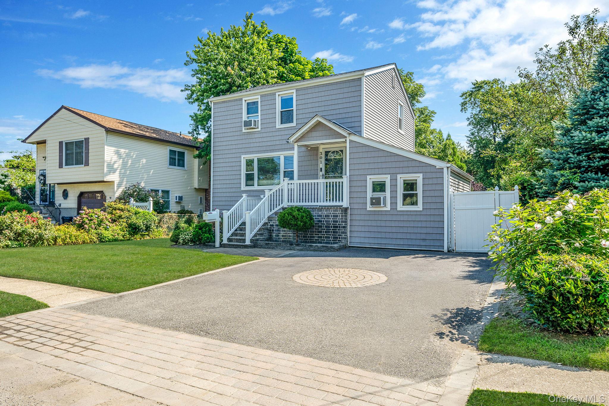 301 Center Bay Drive
