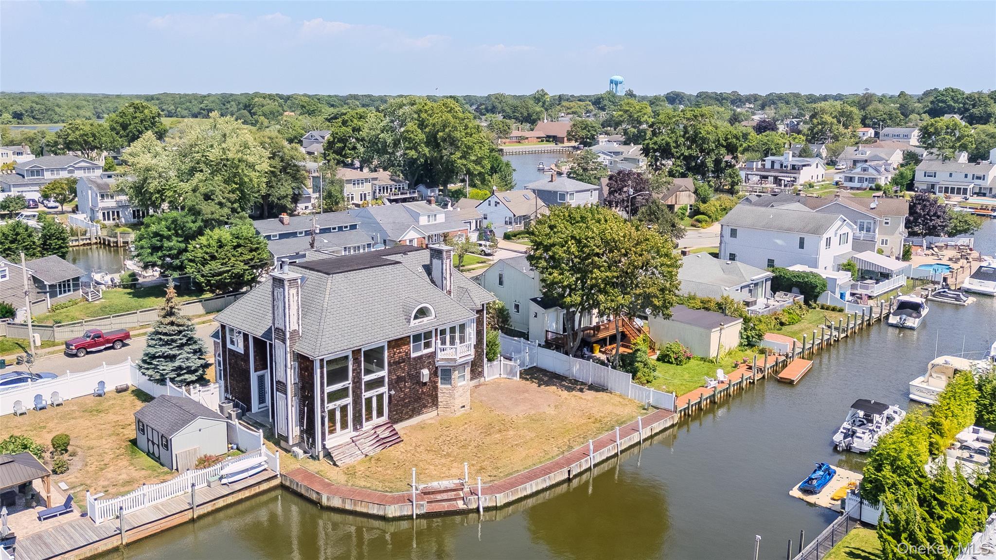 4 Sutton Place