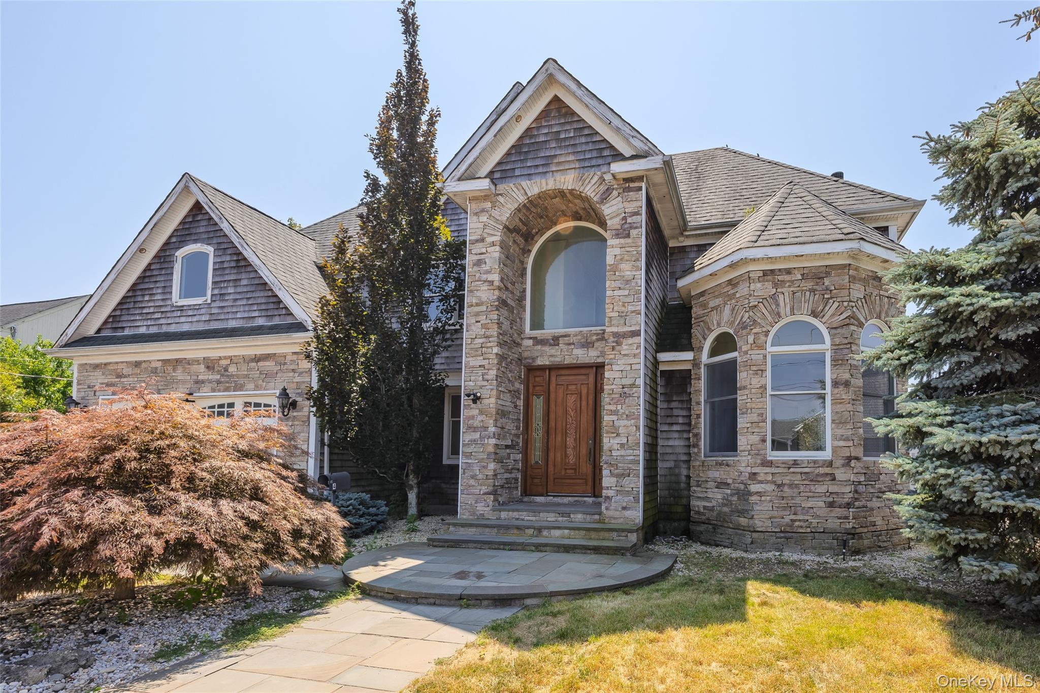 4 Sutton Place