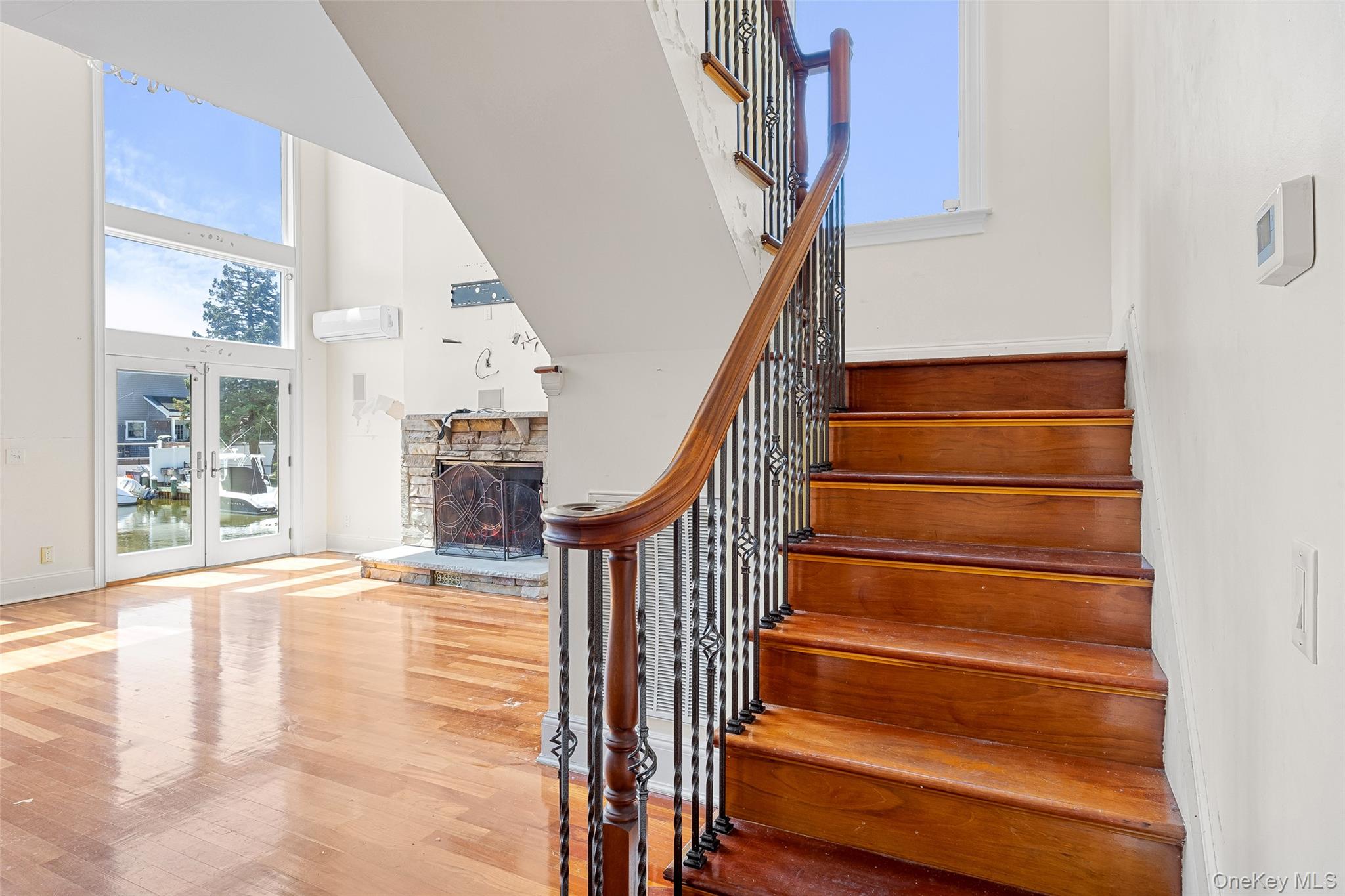 4 Sutton Place