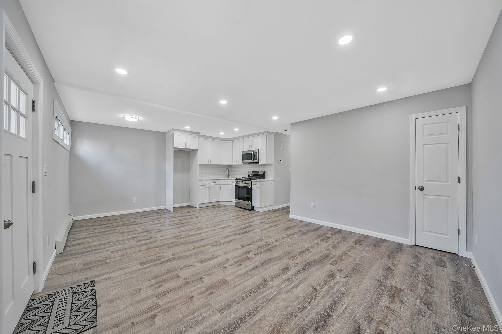 8915 102nd Road