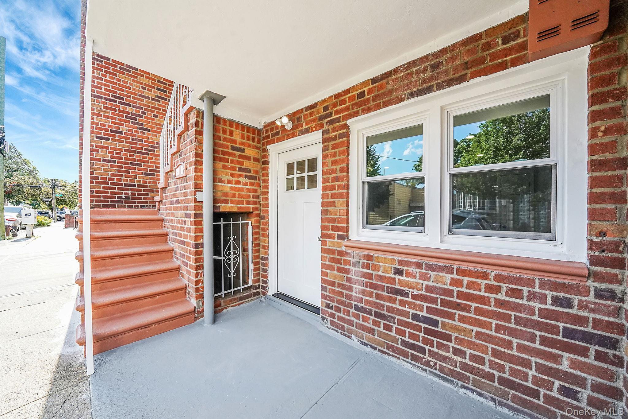 8915 102nd Road