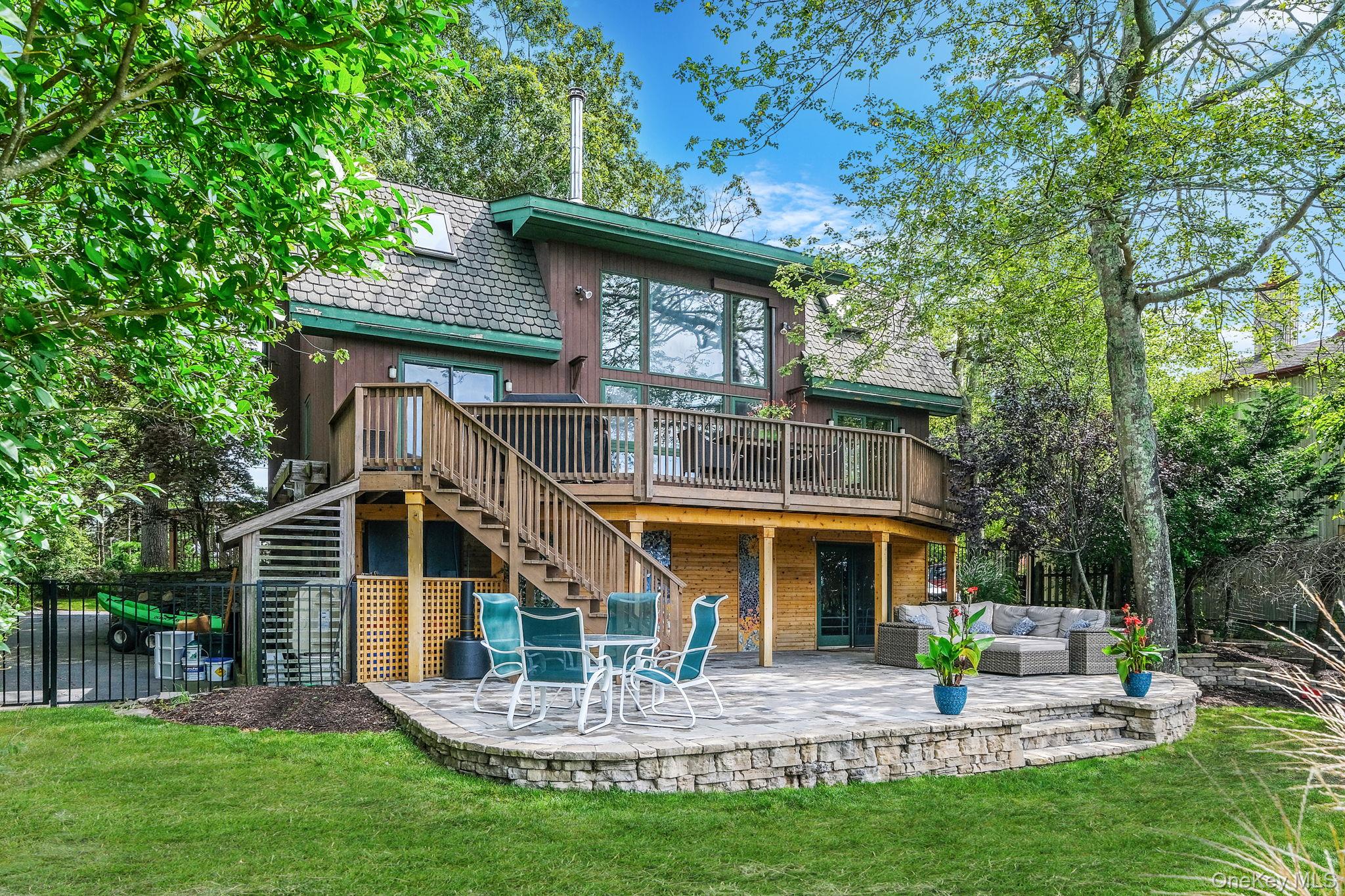 104 Crystal Beach Boulevard