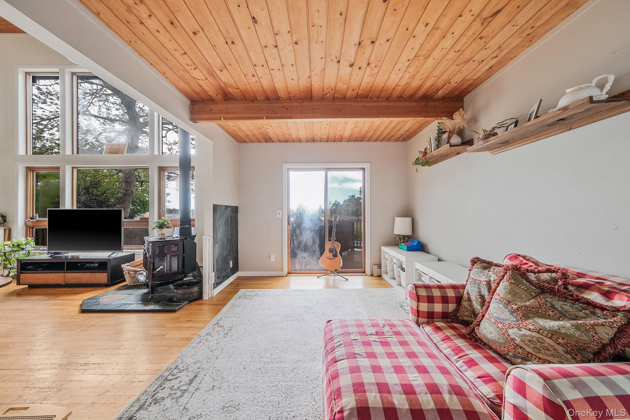 104 Crystal Beach Boulevard