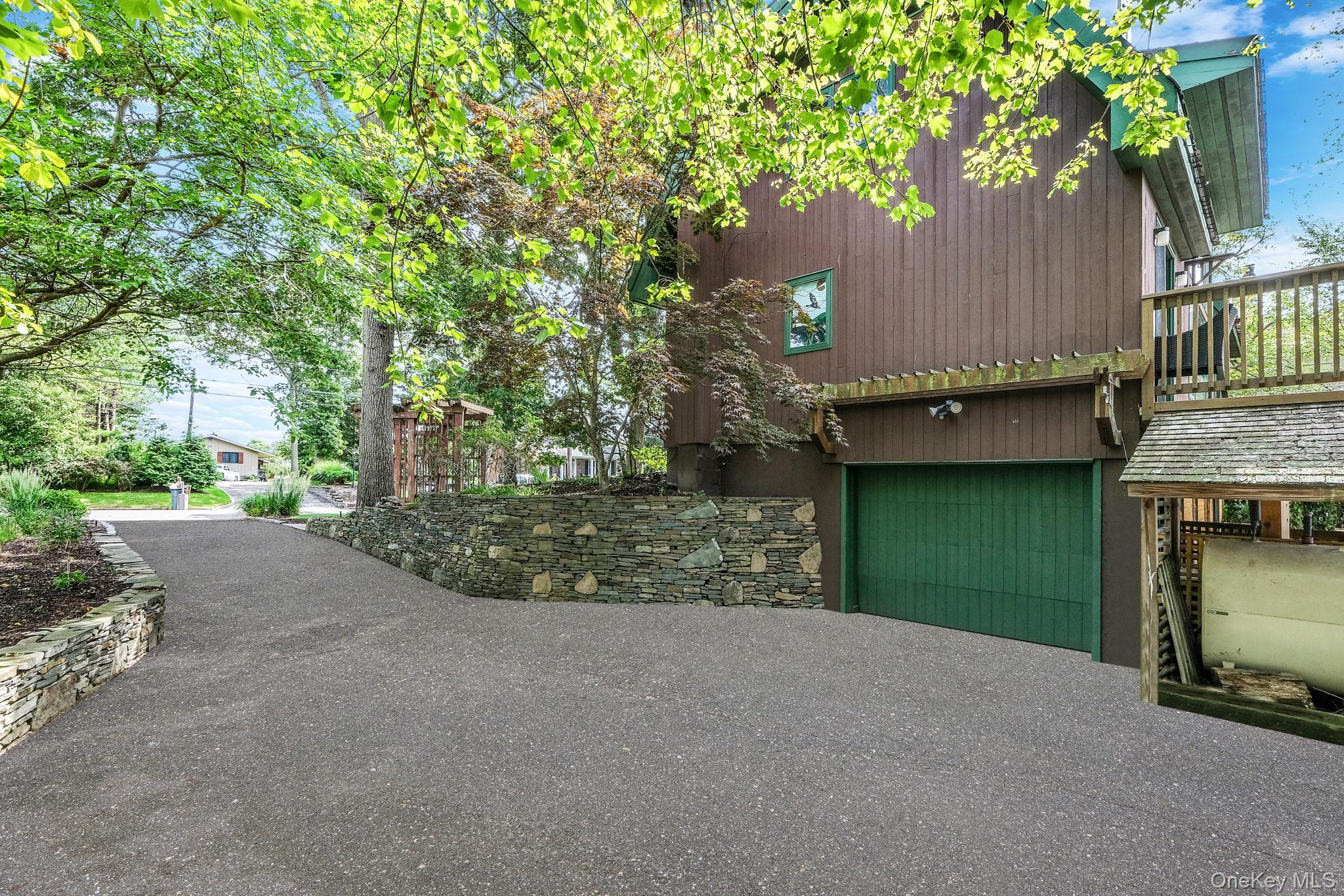 104 Crystal Beach Boulevard