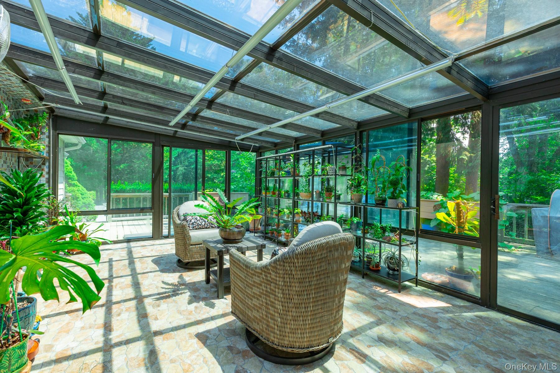 11 Williamsburg Drive