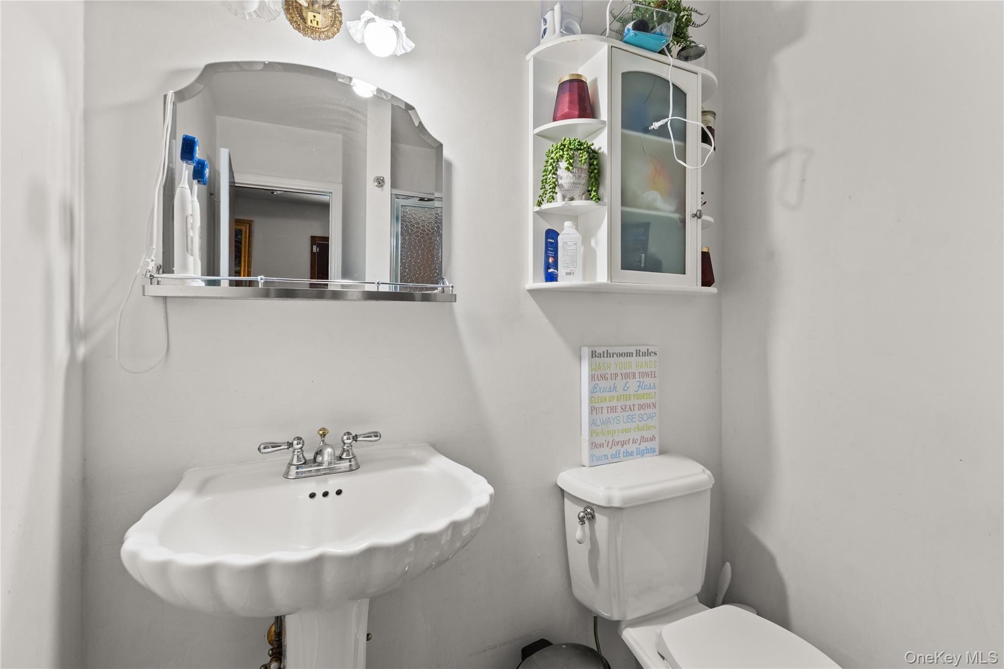 11 Williamsburg Drive