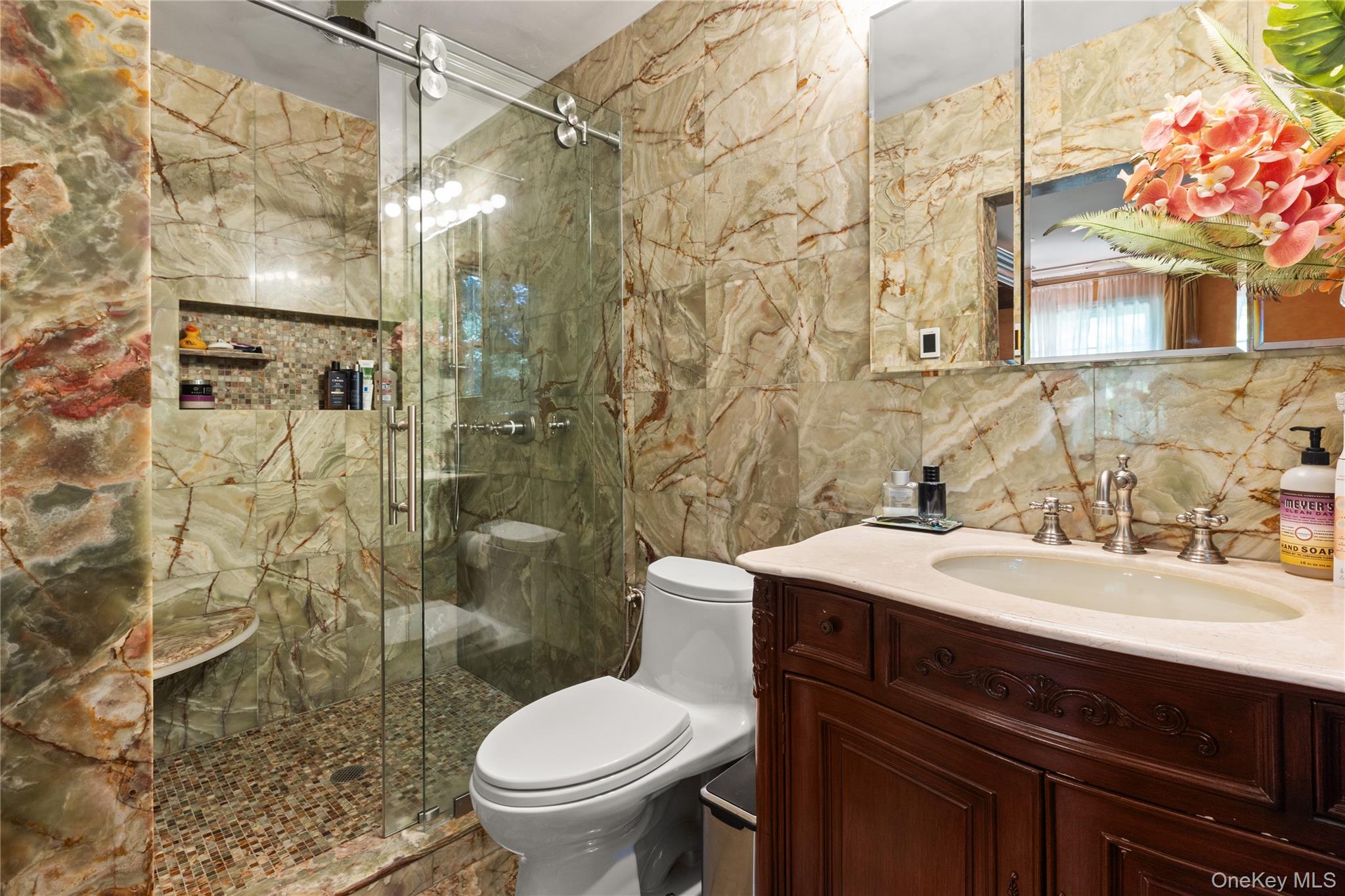 11 Williamsburg Drive