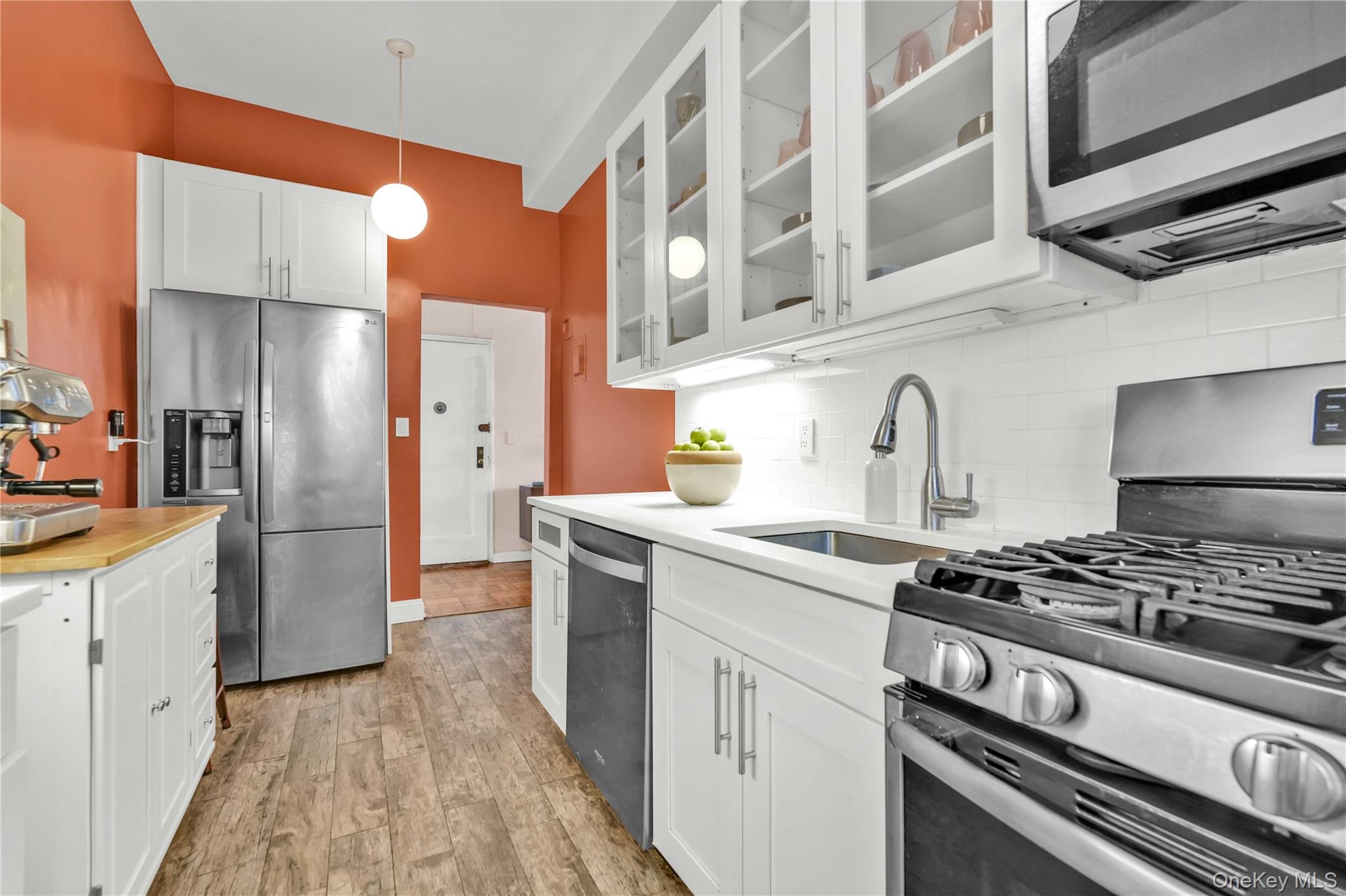 67-30 Dartmouth Street Unit: 1D