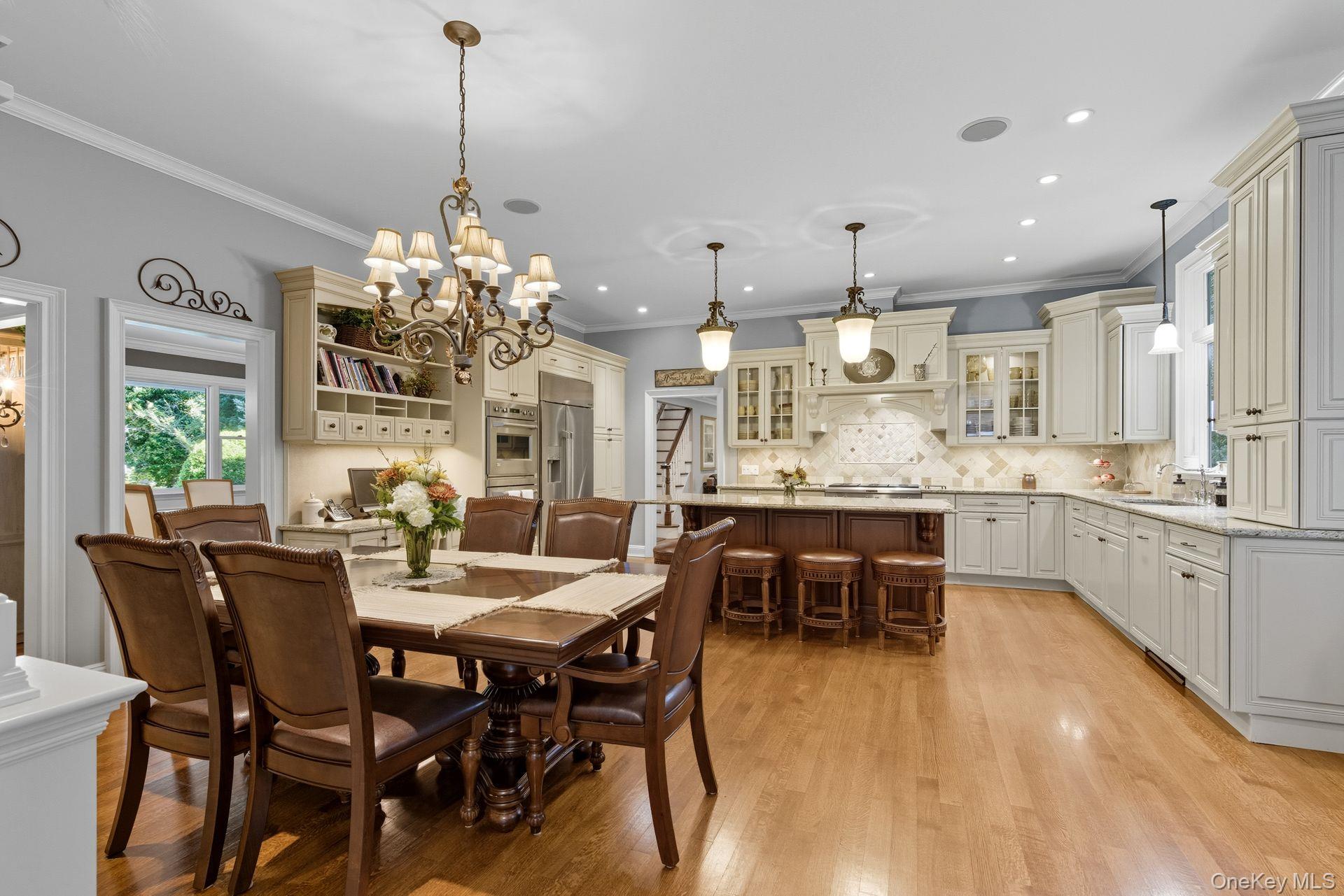 10 Hollise Court