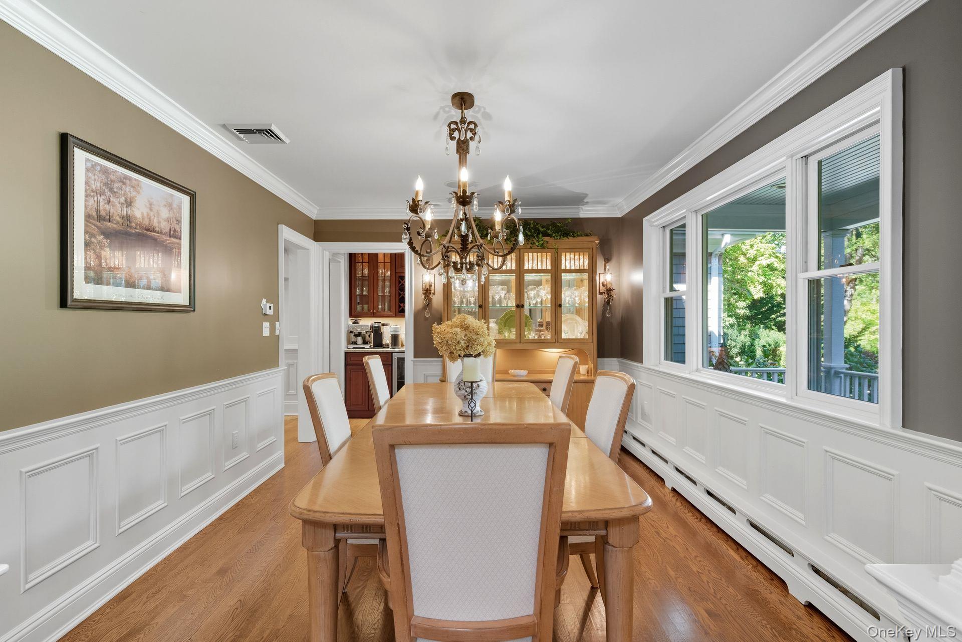10 Hollise Court